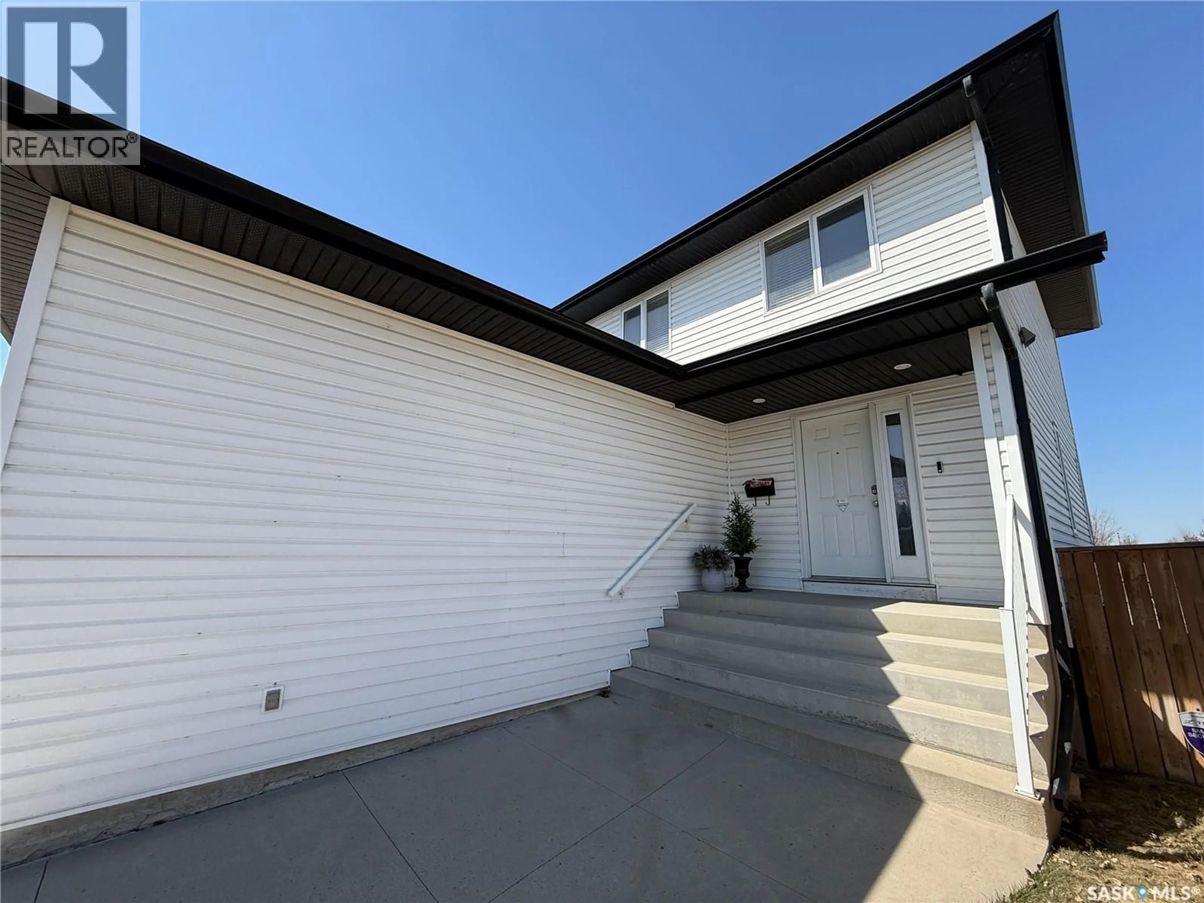 Unknown for 3102 37TH STREET, Saskatoon Saskatchewan S7L7H9