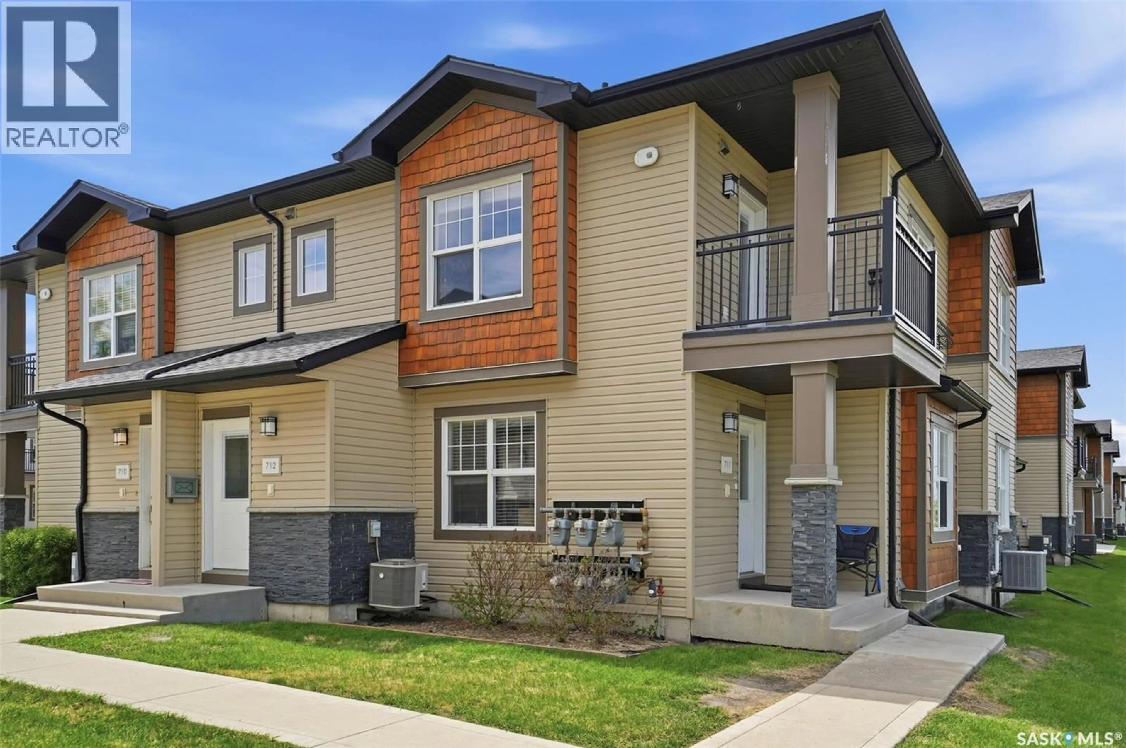 Home with vinyl exterior material, street for 1015 - 712 PATRICK CRESCENT, Saskatoon Saskatchewan S7W0M1