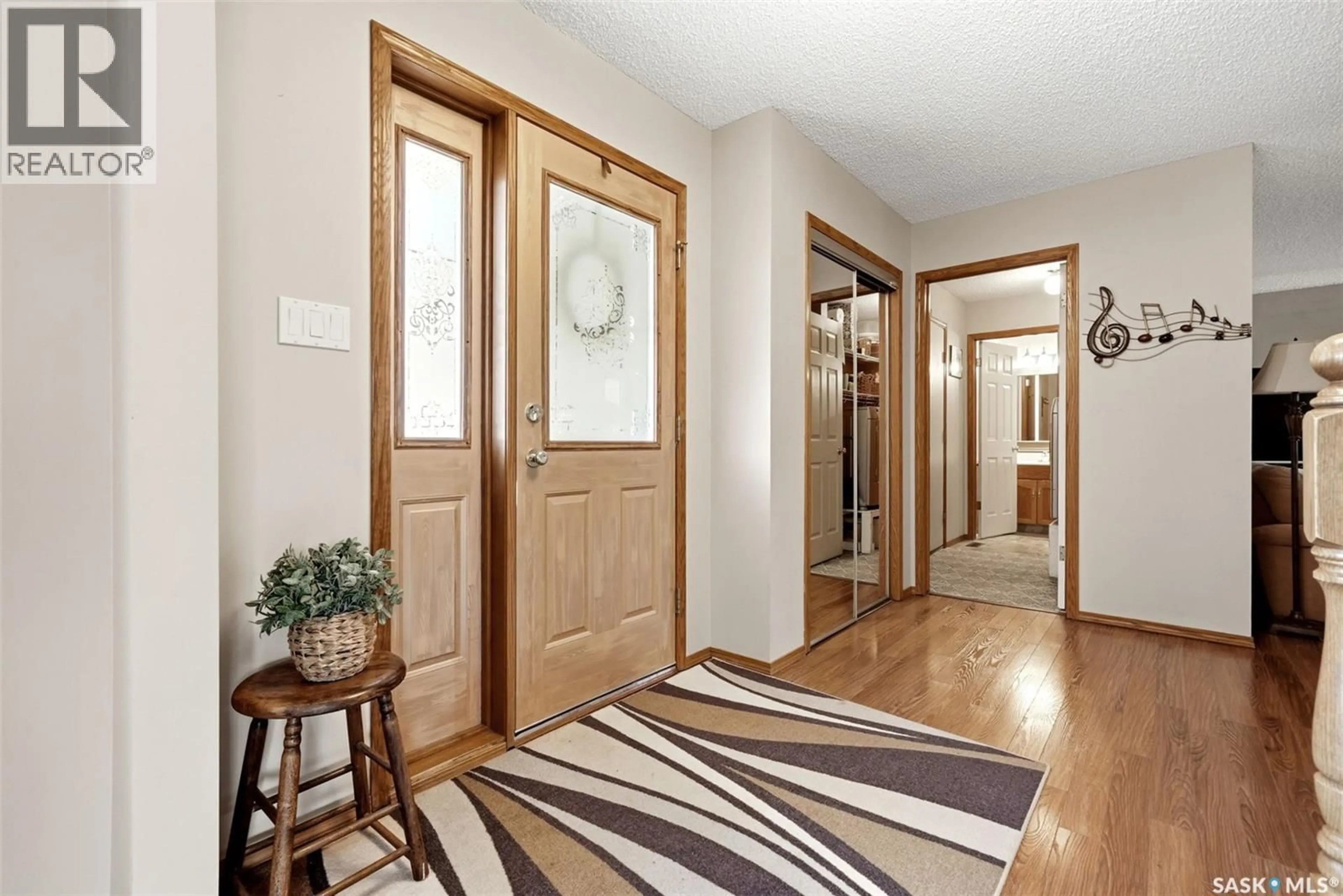 Indoor entryway for 1358 LAPCHUK CRESCENT, Regina Saskatchewan S4X4L4