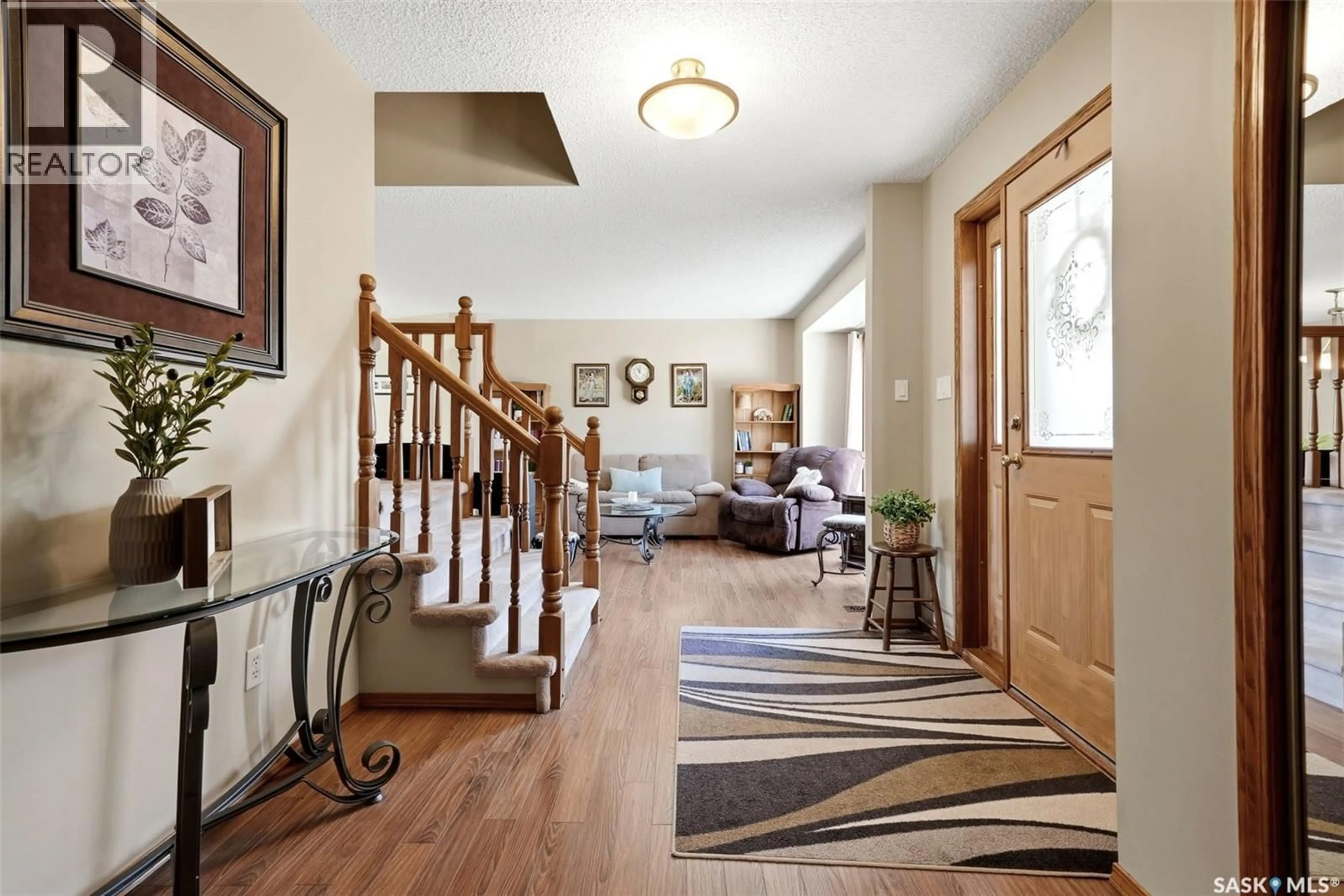 Indoor entryway for 1358 LAPCHUK CRESCENT, Regina Saskatchewan S4X4L4