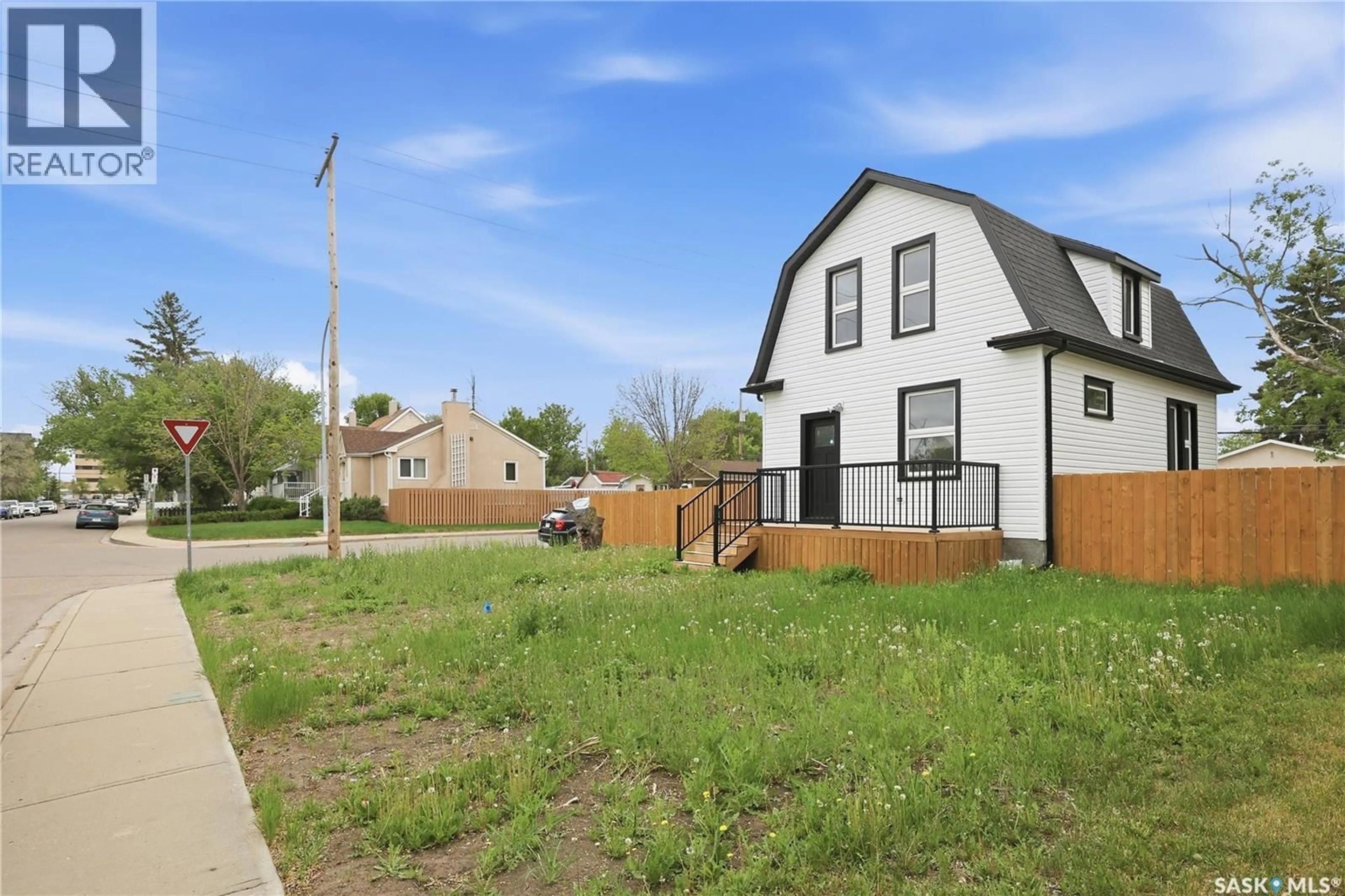 Home with brick exterior material, street for 1376 KING STREET, Regina Saskatchewan S4T4G2