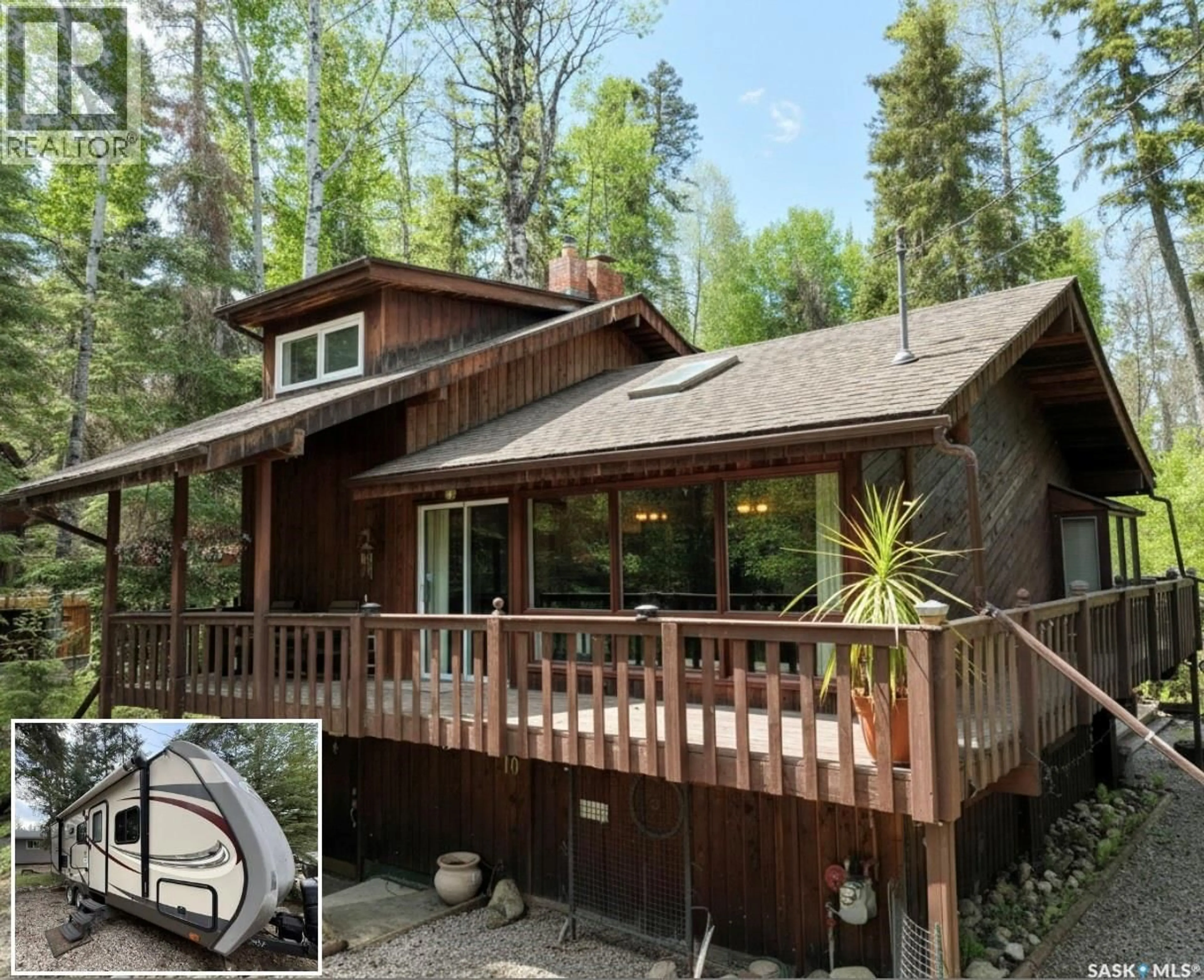 Home with vinyl exterior material, unknown for 10 FIRST AVENUE, Candle Lake Saskatchewan S0J3E0