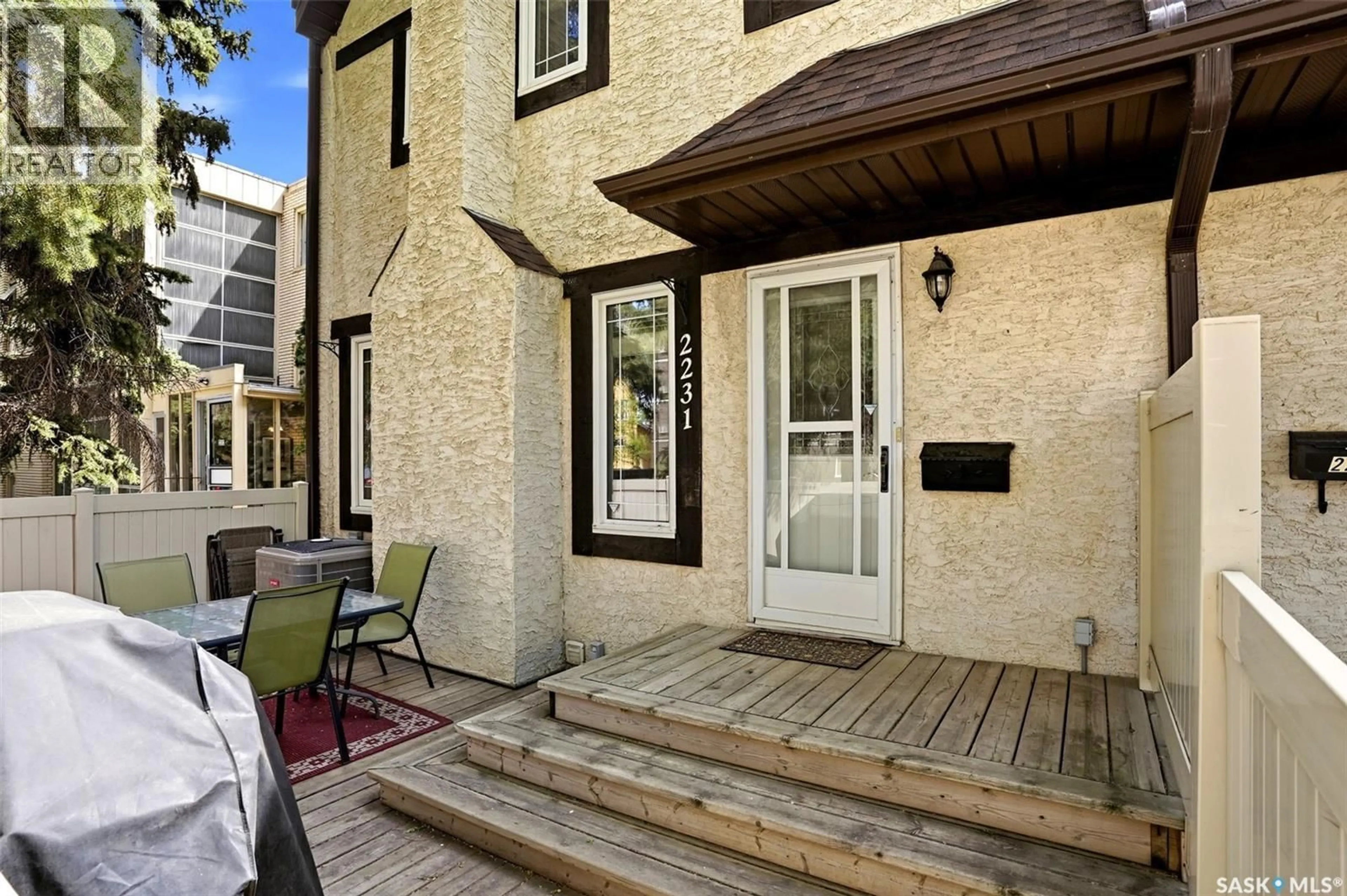 Patio, street for 2231 MCINTYRE STREET, Regina Saskatchewan S4P2S1