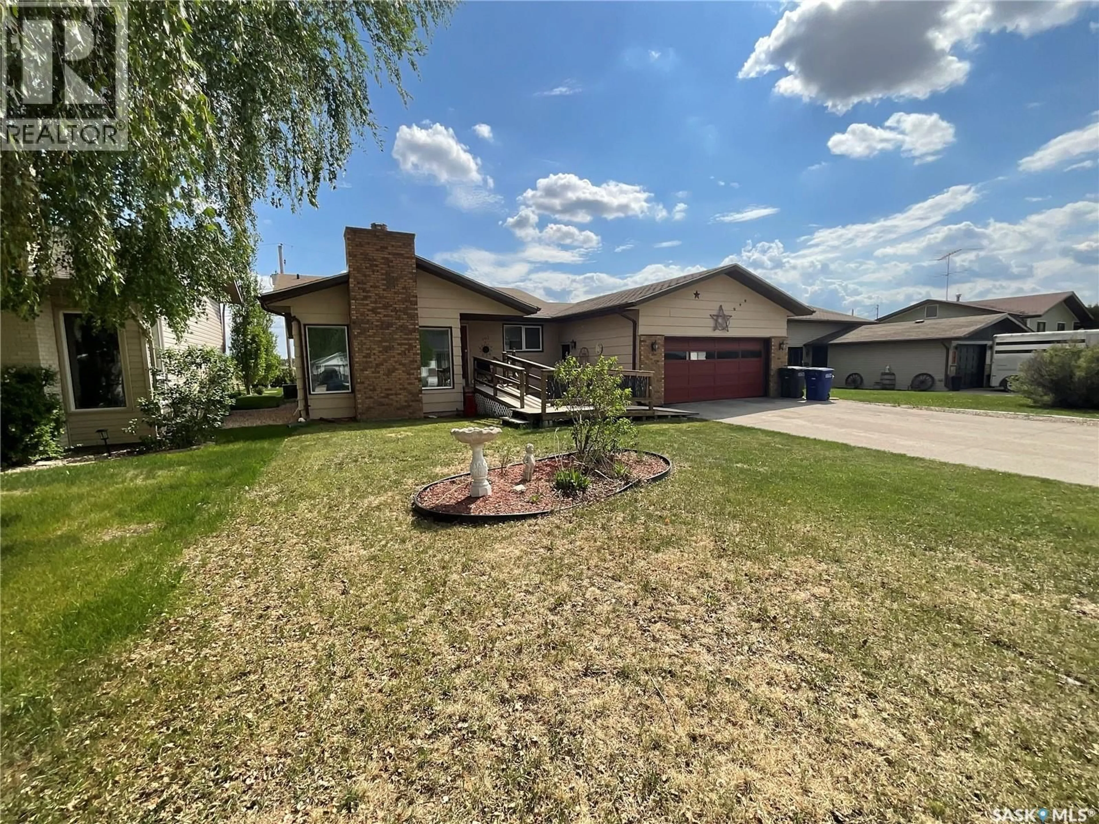A pic from outside/outdoor area/front of a property/back of a property/a pic from drone, unknown for S - 207 7TH STREET, Wakaw Saskatchewan S0K4P0