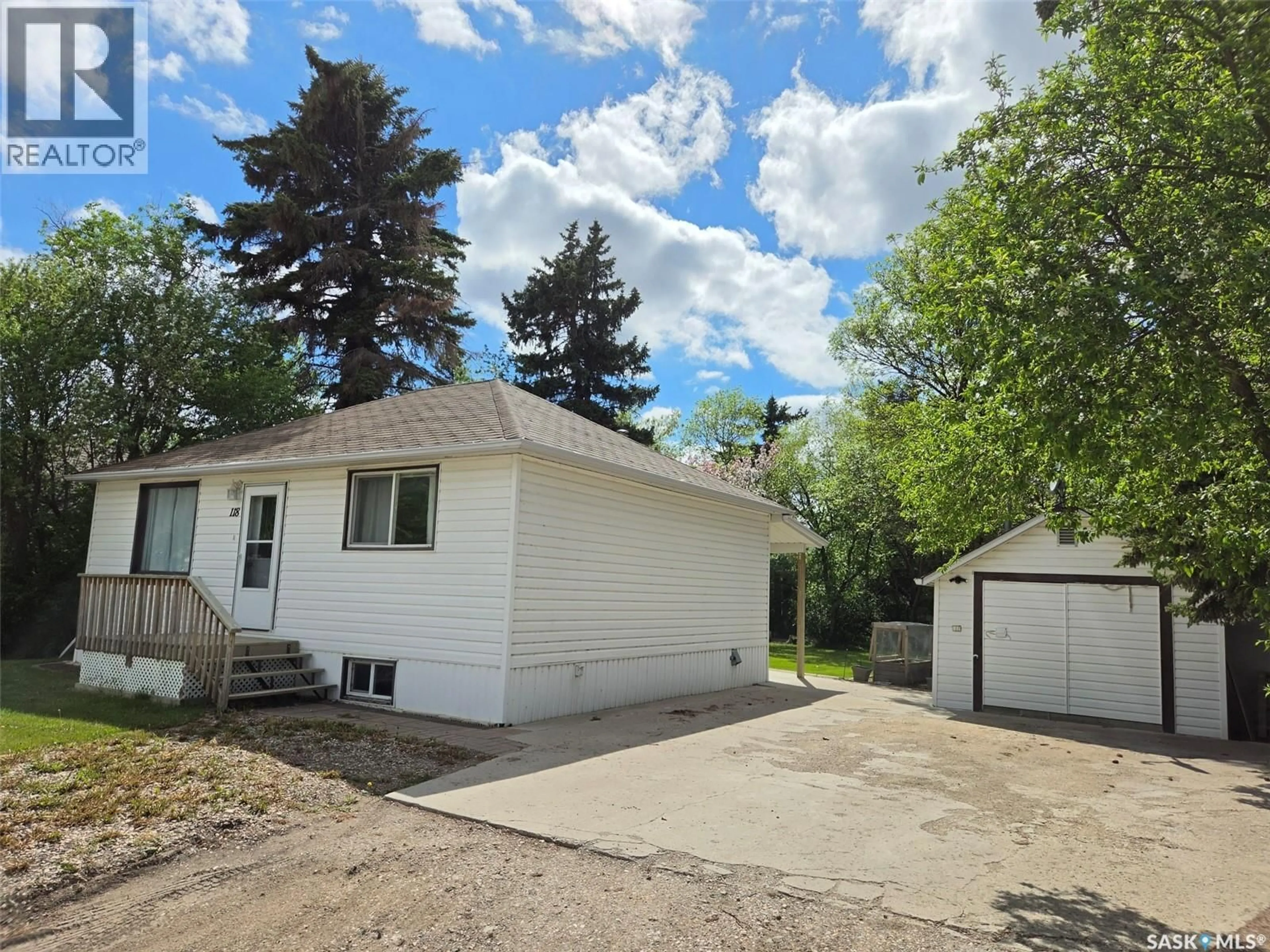 Unknown for 118 5TH STREET, Carlyle Saskatchewan S0C0R0