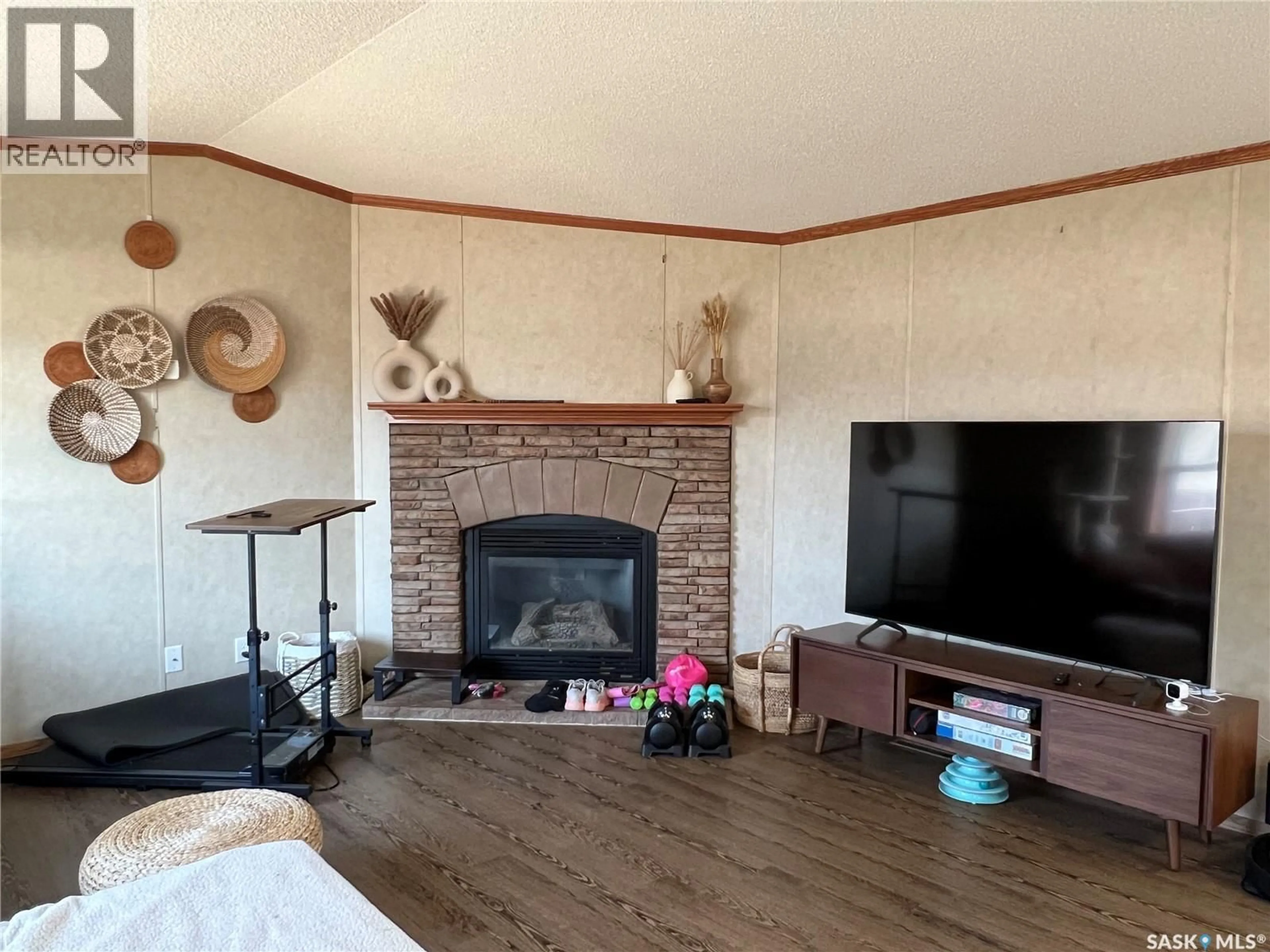 A pic of a room for 609 6TH STREET, Meadow Lake Saskatchewan S9X1X9