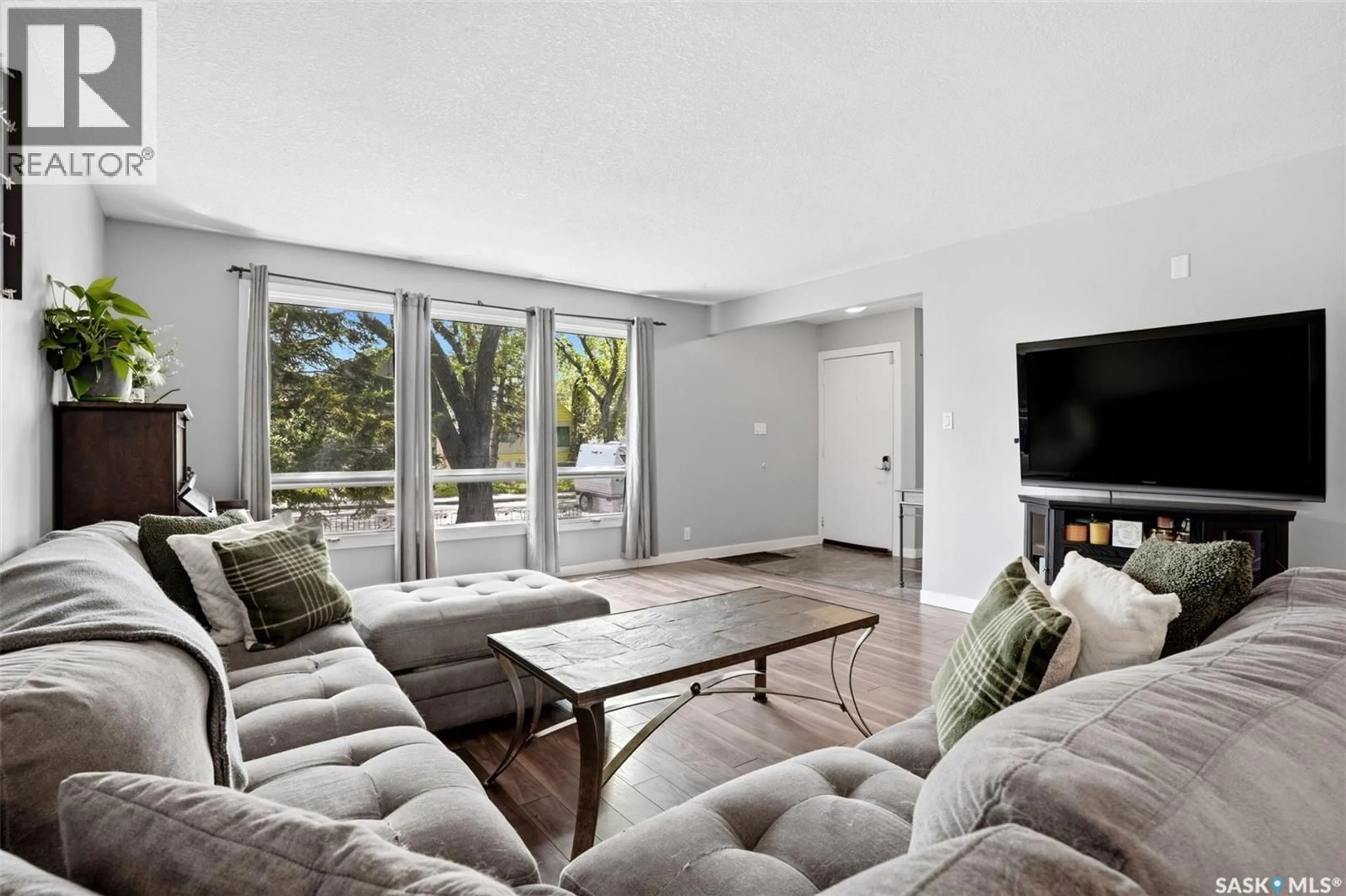 Living room with furniture, unknown for 810 PRINCESS STREET, Regina Saskatchewan S4T3X9