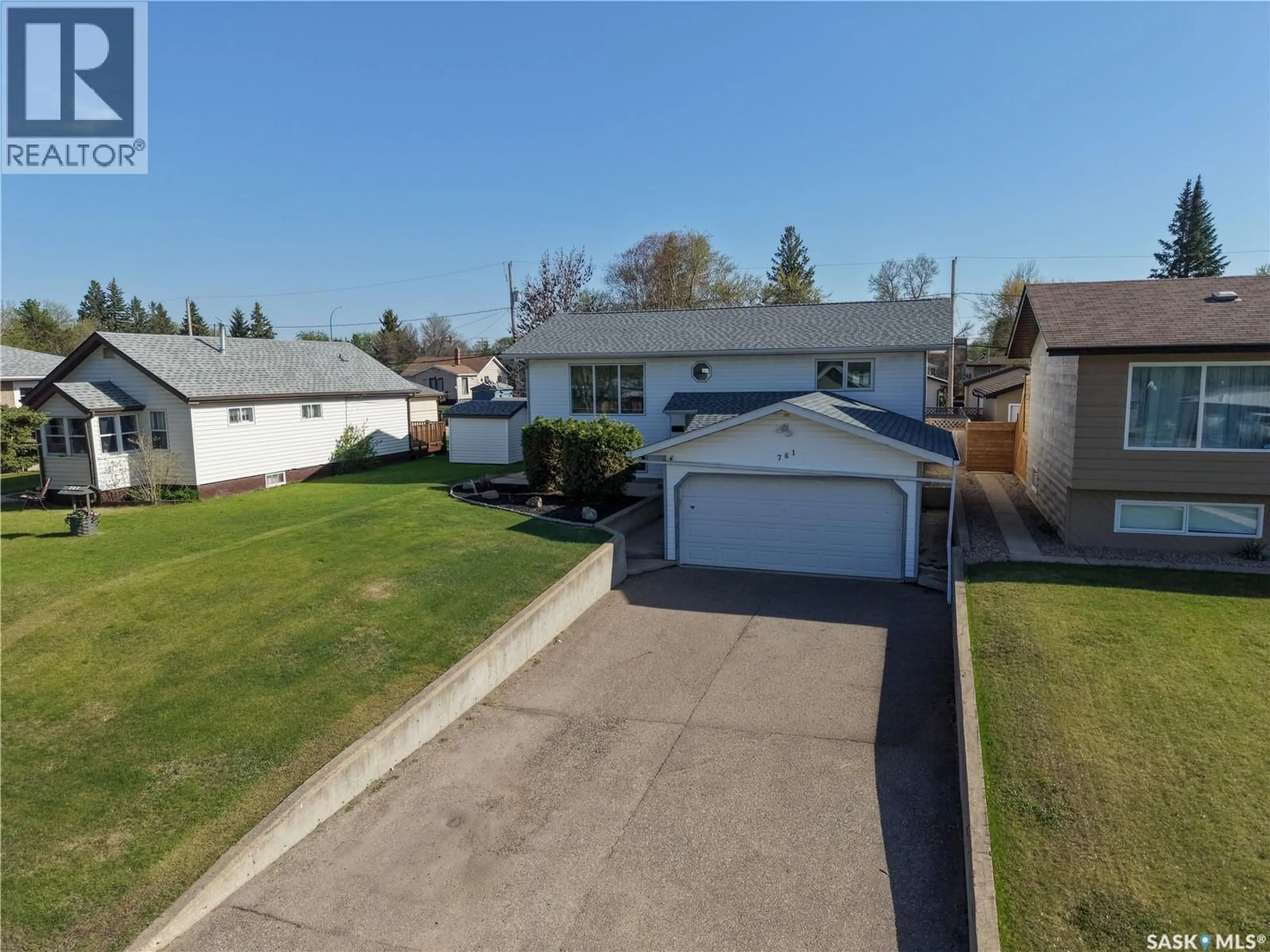 A pic from outside/outdoor area/front of a property/back of a property/a pic from drone, street for 761 3RD STREET, Prince Albert Saskatchewan S6V0H7