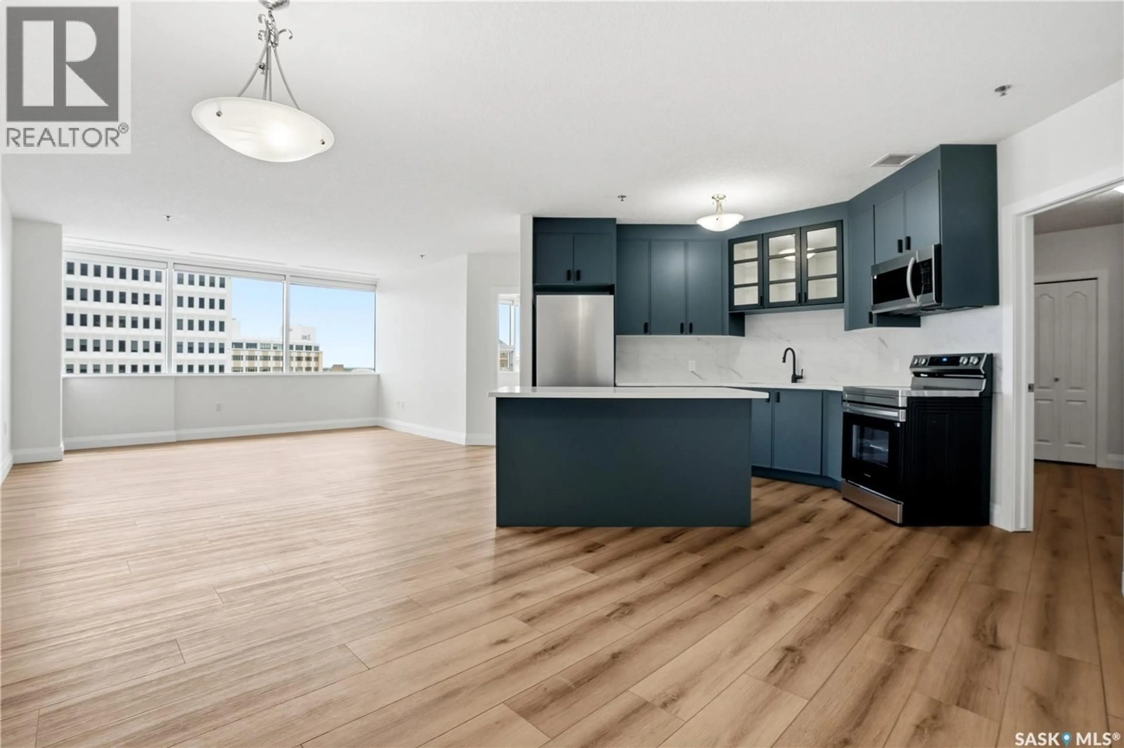 Open concept kitchen, unknown for 1914 - 1106 HAMILTON STREET, Regina Saskatchewan S4P3N6