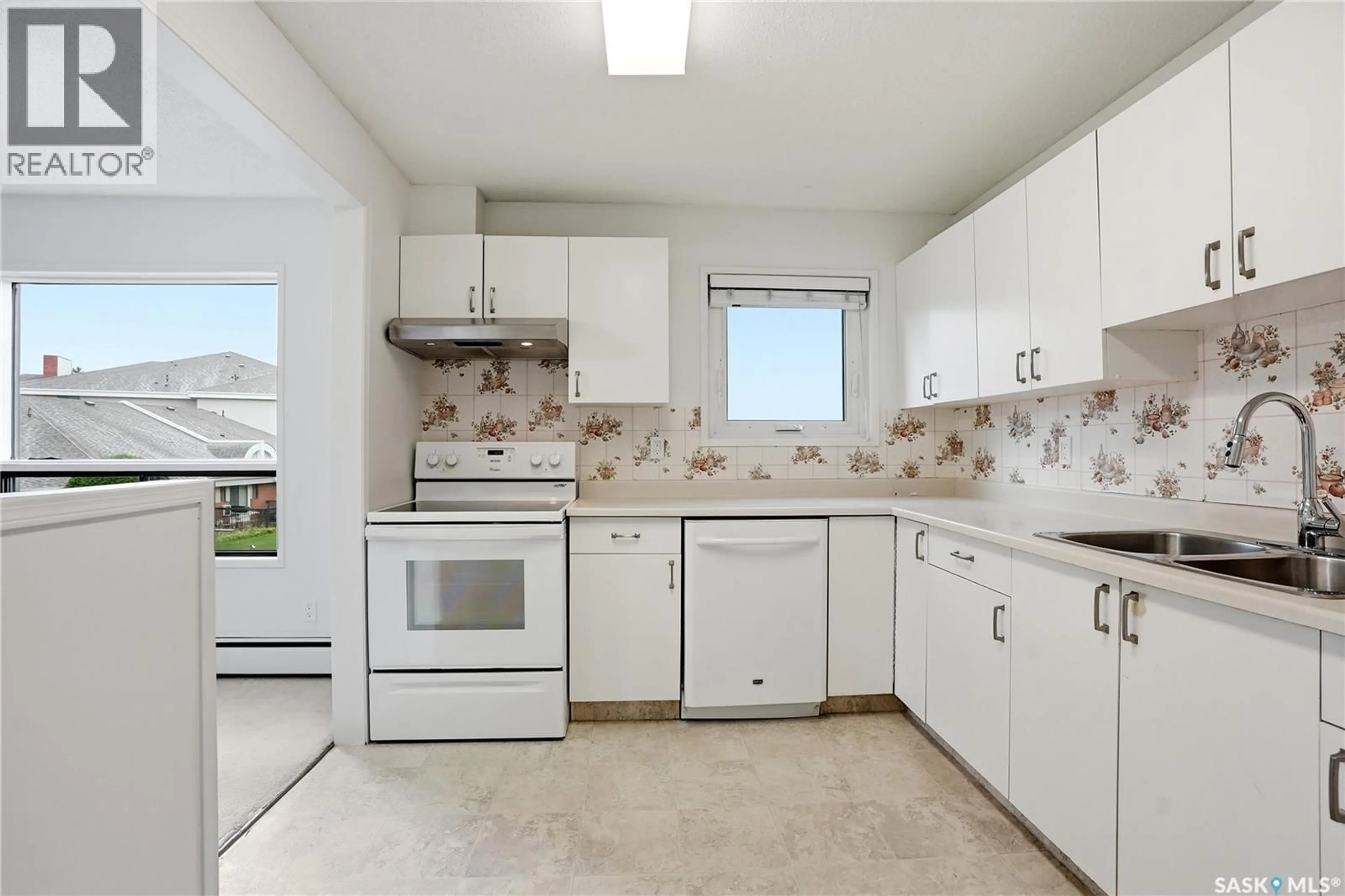 Standard kitchen, ceramic/tile floor for 217A - 212 CREE PLACE, Saskatoon Saskatchewan S7K7Z3