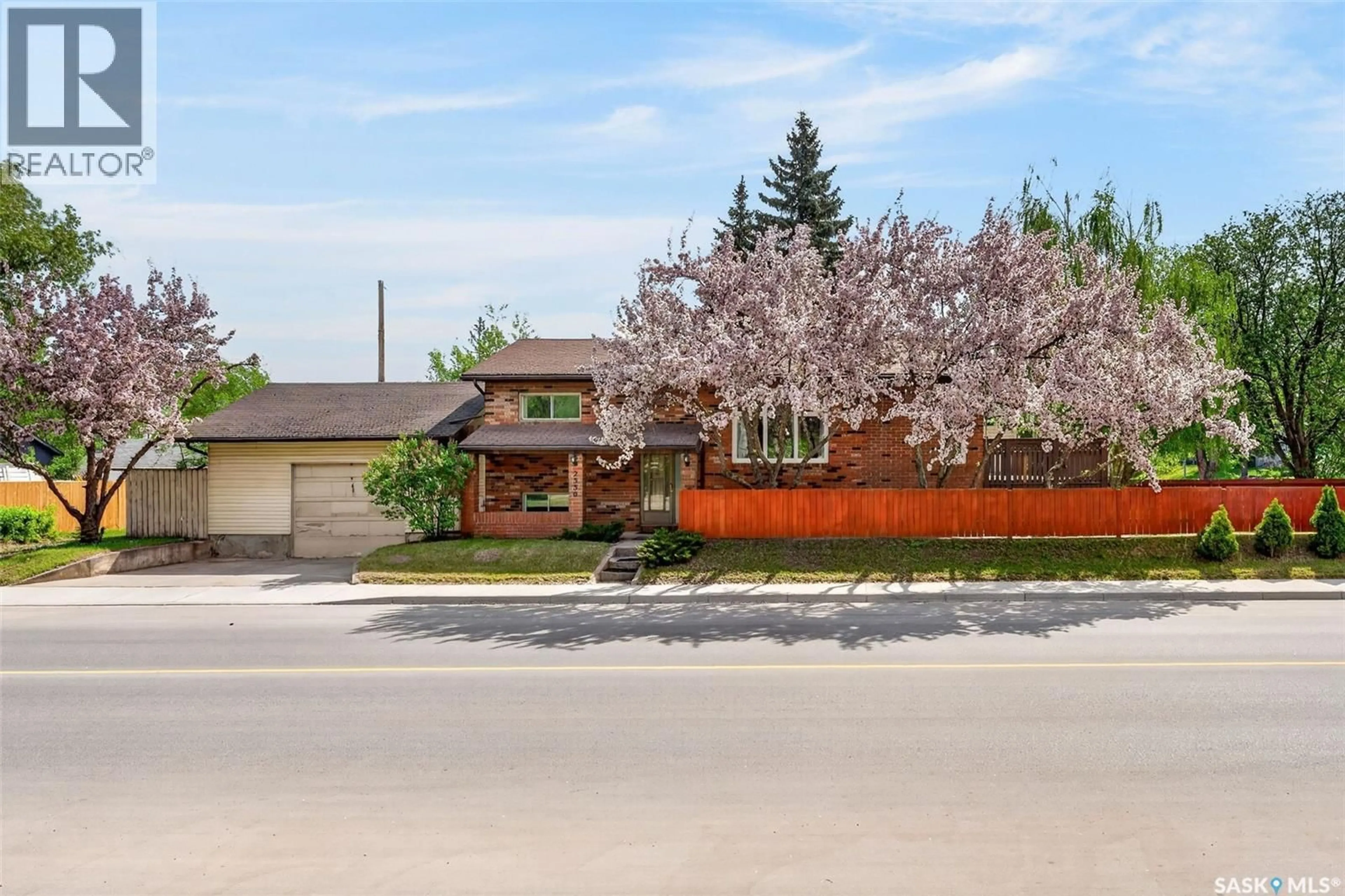 Unknown for 2330 CENTRAL AVENUE, Prince Albert Saskatchewan S6V4X5