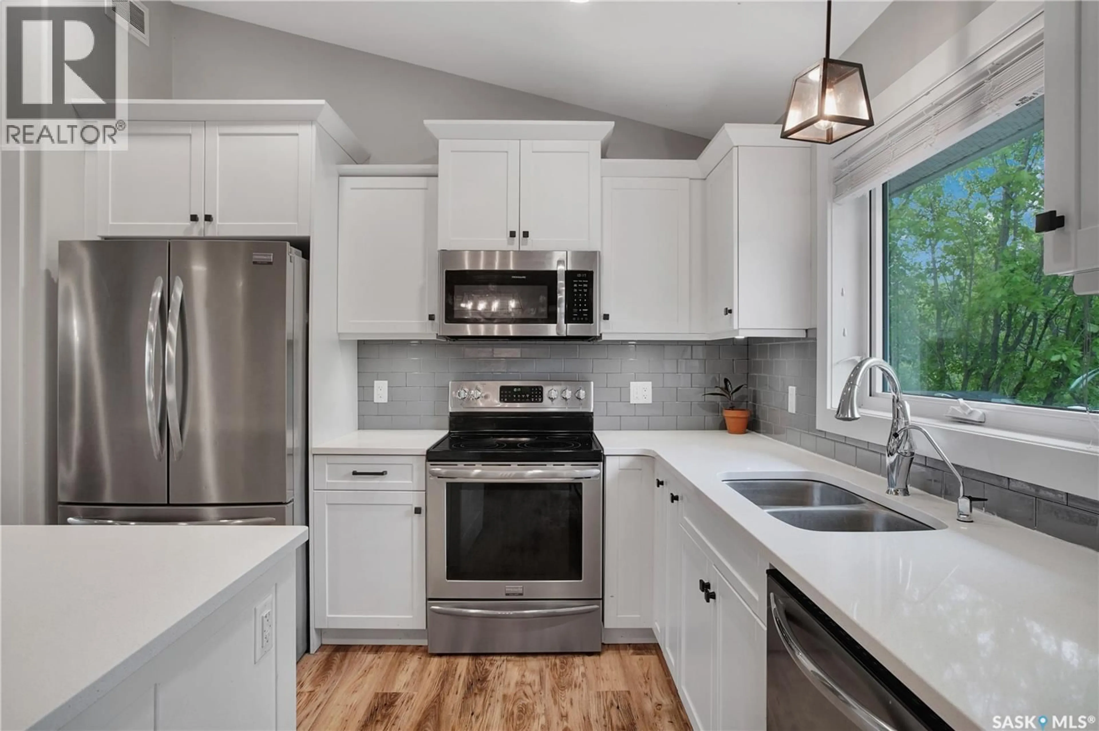 Open concept kitchen, unknown for 216 WILLOW CRESCENT, Waldheim Saskatchewan S0K4R0