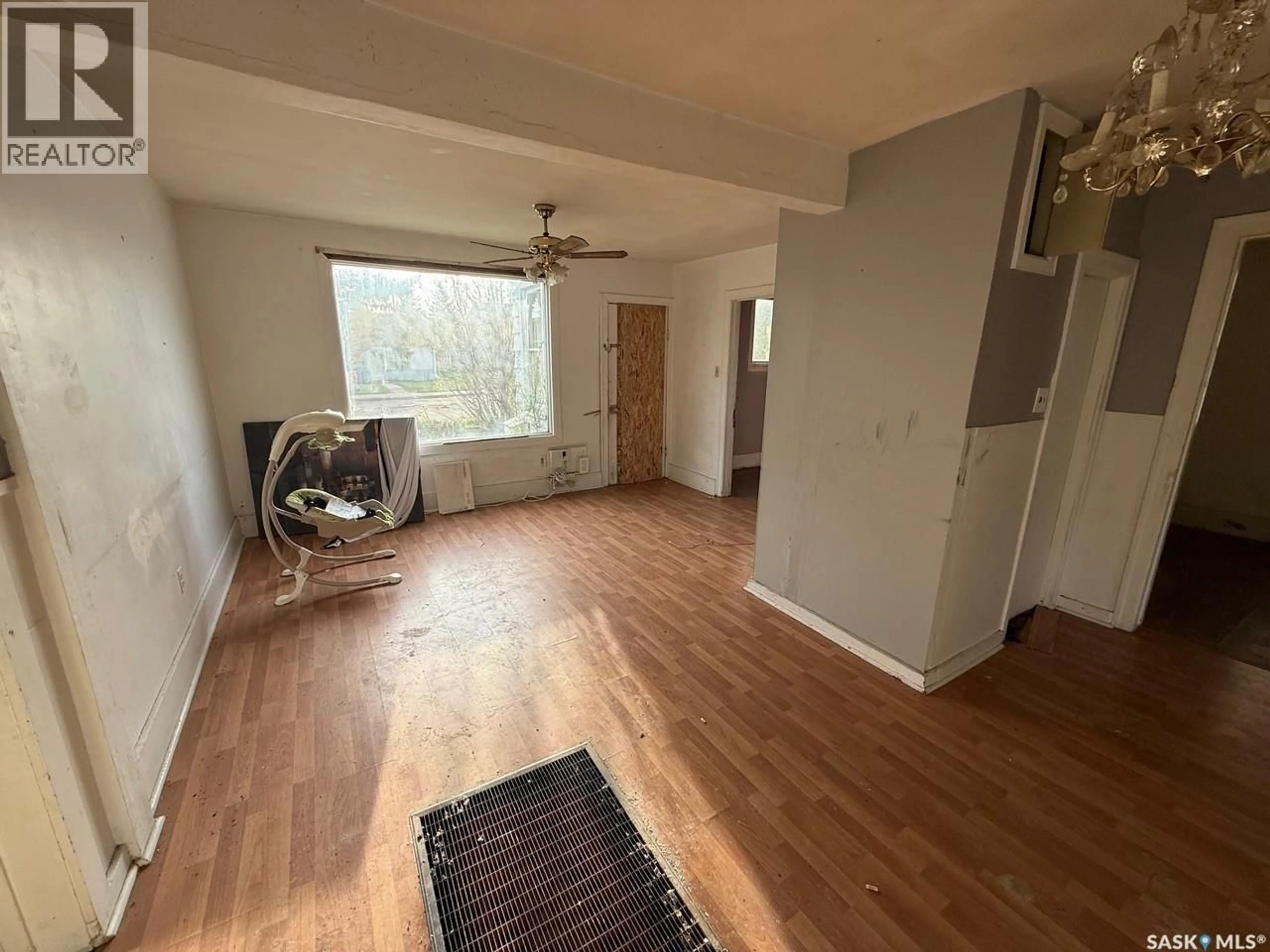 A pic of a room for 1712 103RD STREET, North Battleford Saskatchewan S9A1L9