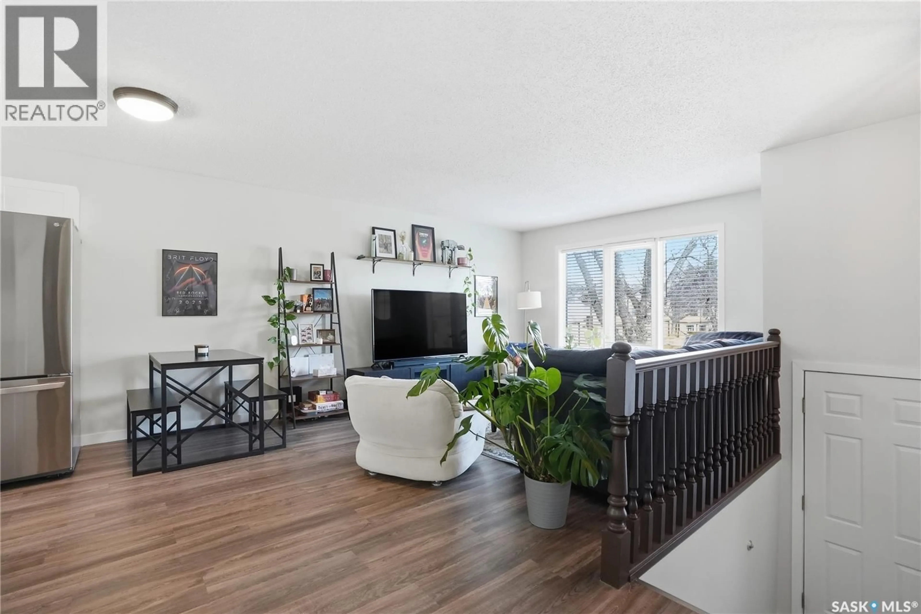 Living room with furniture, unknown for 127 2420 KENDERDINE ROAD, Saskatoon Saskatchewan S7N4G6