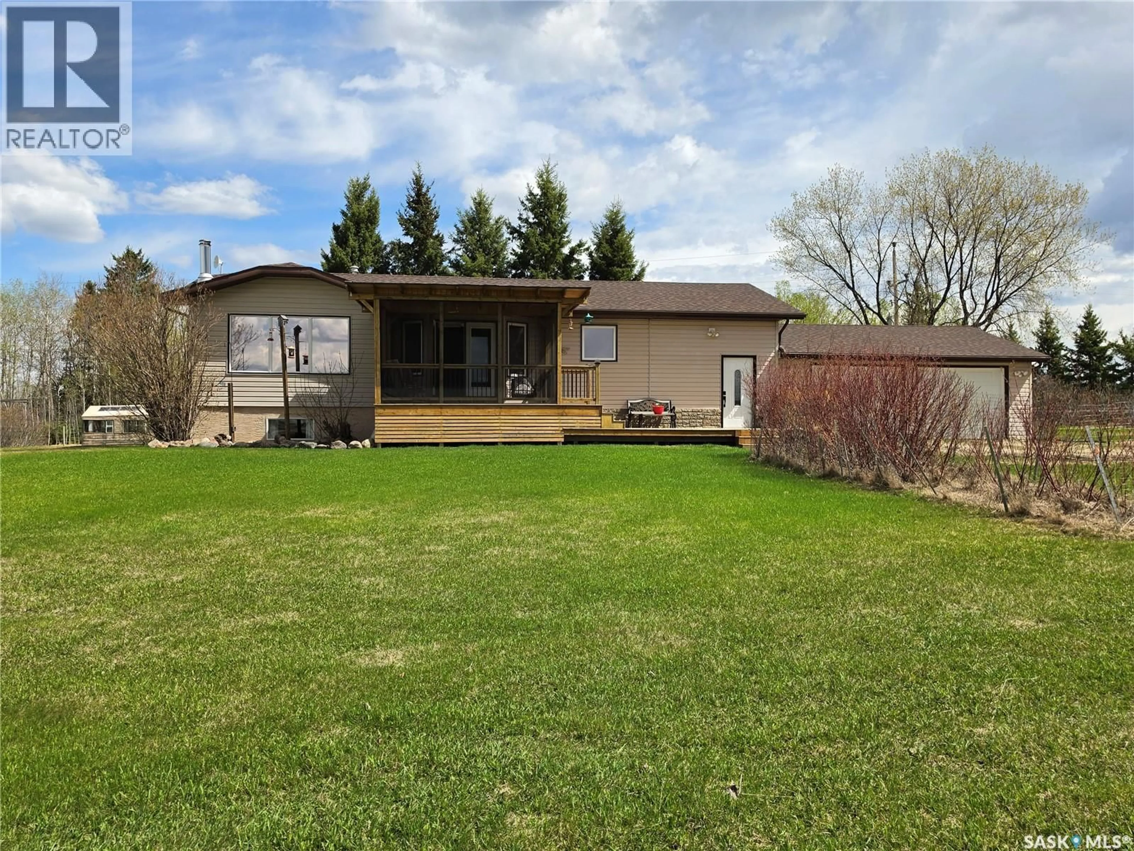 A pic from outside/outdoor area/front of a property/back of a property/a pic from drone, unknown for 28 ACRES SOUTH OF MEADOW LAKE, Meadow Lake Rm No.588 Saskatchewan S9X1Y1