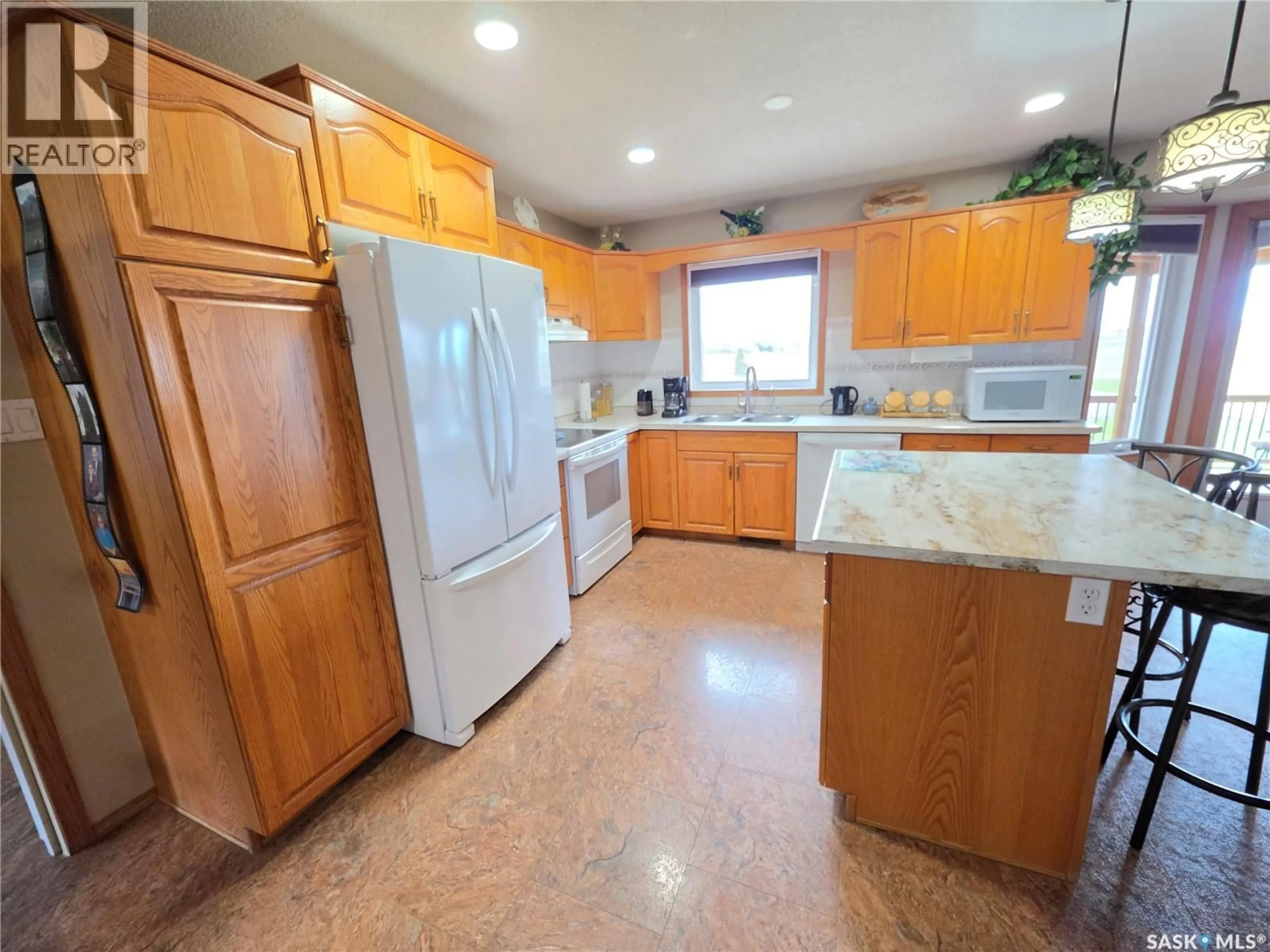 Standard kitchen, ceramic/tile floor for 28 ACRES SOUTH OF MEADOW LAKE, Meadow Lake Rm No.588 Saskatchewan S9X1Y1
