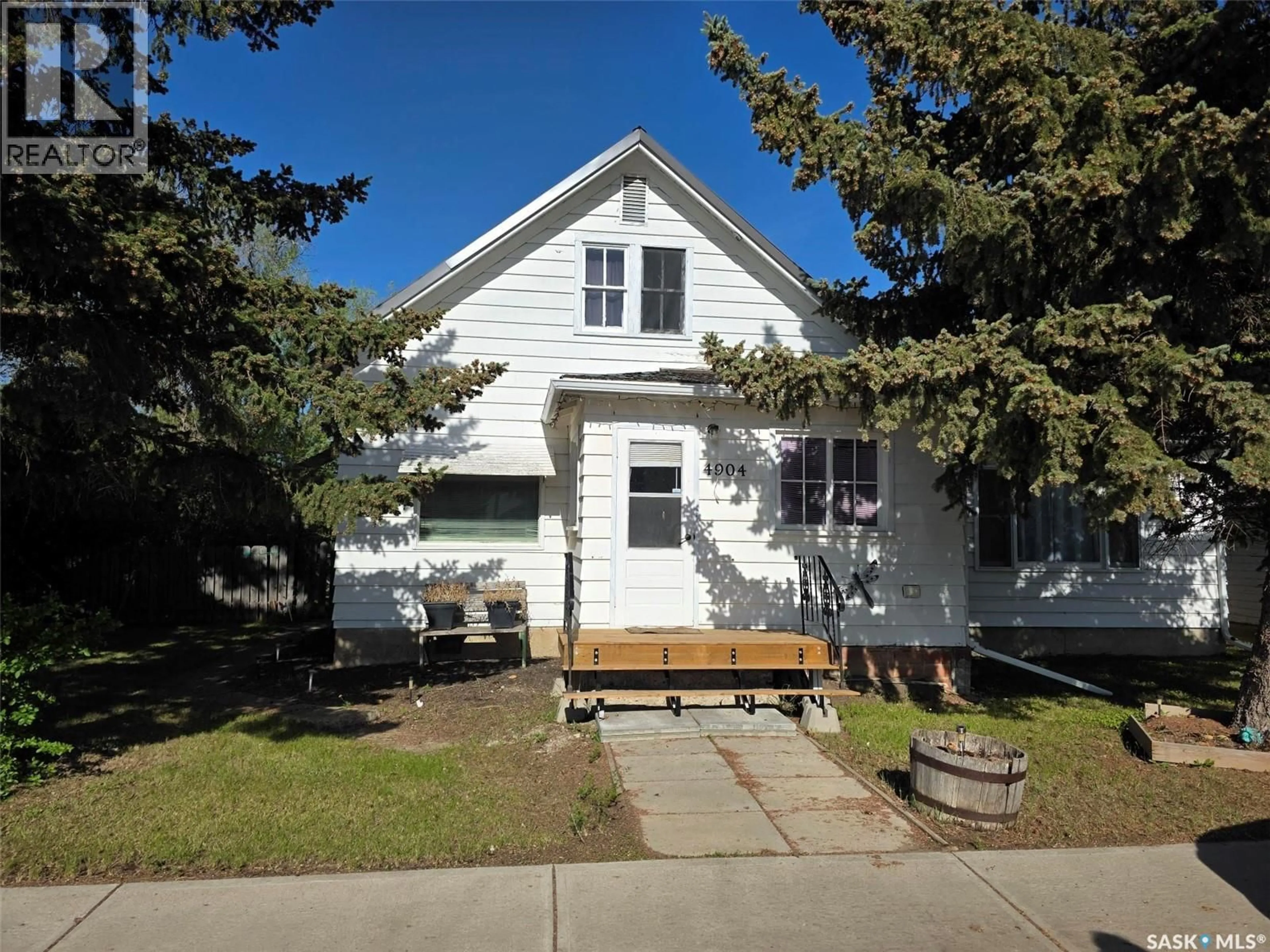 Unknown for 4904 TRIBUNE STREET, Macklin Saskatchewan S0L2C0