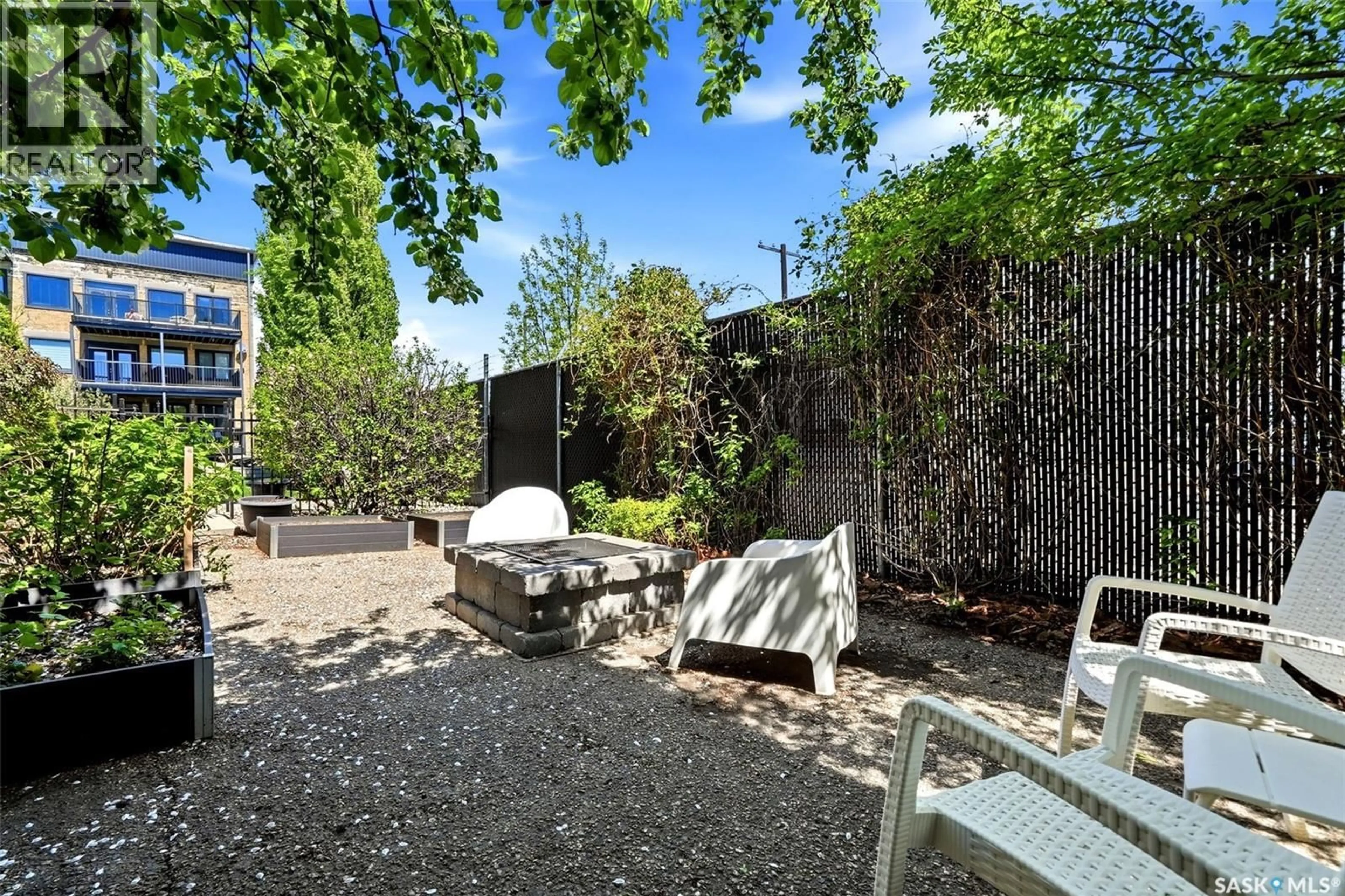 Patio, street for 1 - 1324 HALIFAX STREET, Regina Saskatchewan S4R1V1