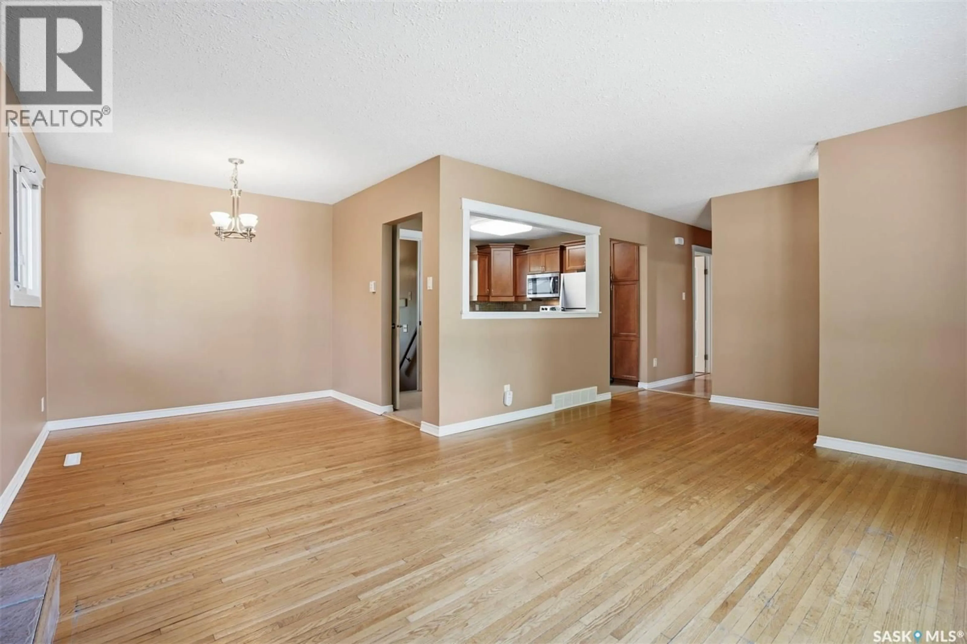 Unknown for 2019 LOUISE AVENUE, Saskatoon Saskatchewan S7J2C1