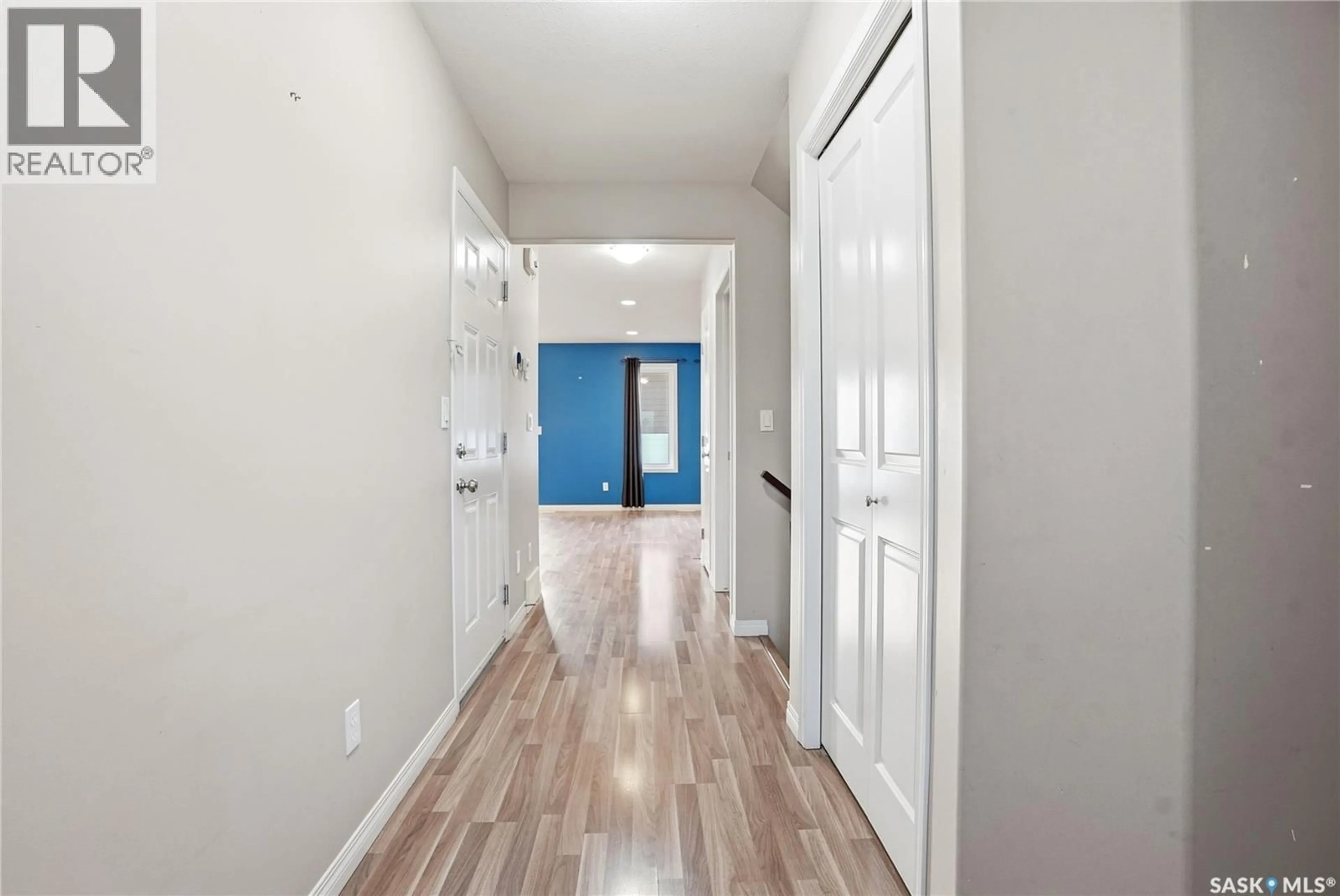 Indoor entryway for 2 547 EAST HAMPTON BOULEVARD, Saskatoon Saskatchewan S7R0B1