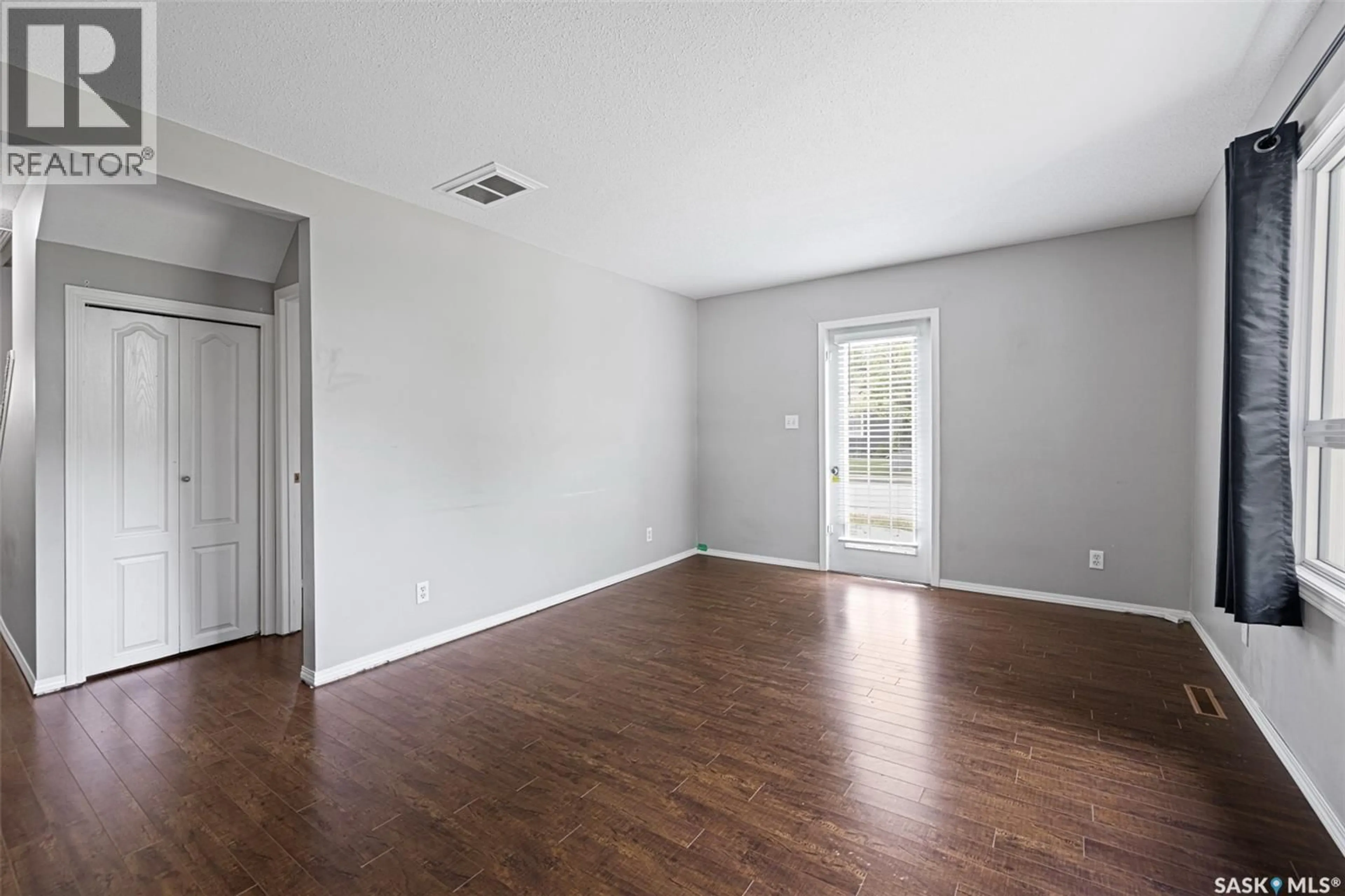A pic of a room for 33 MERRITT CRESCENT, Regina Saskatchewan S4T5Y1