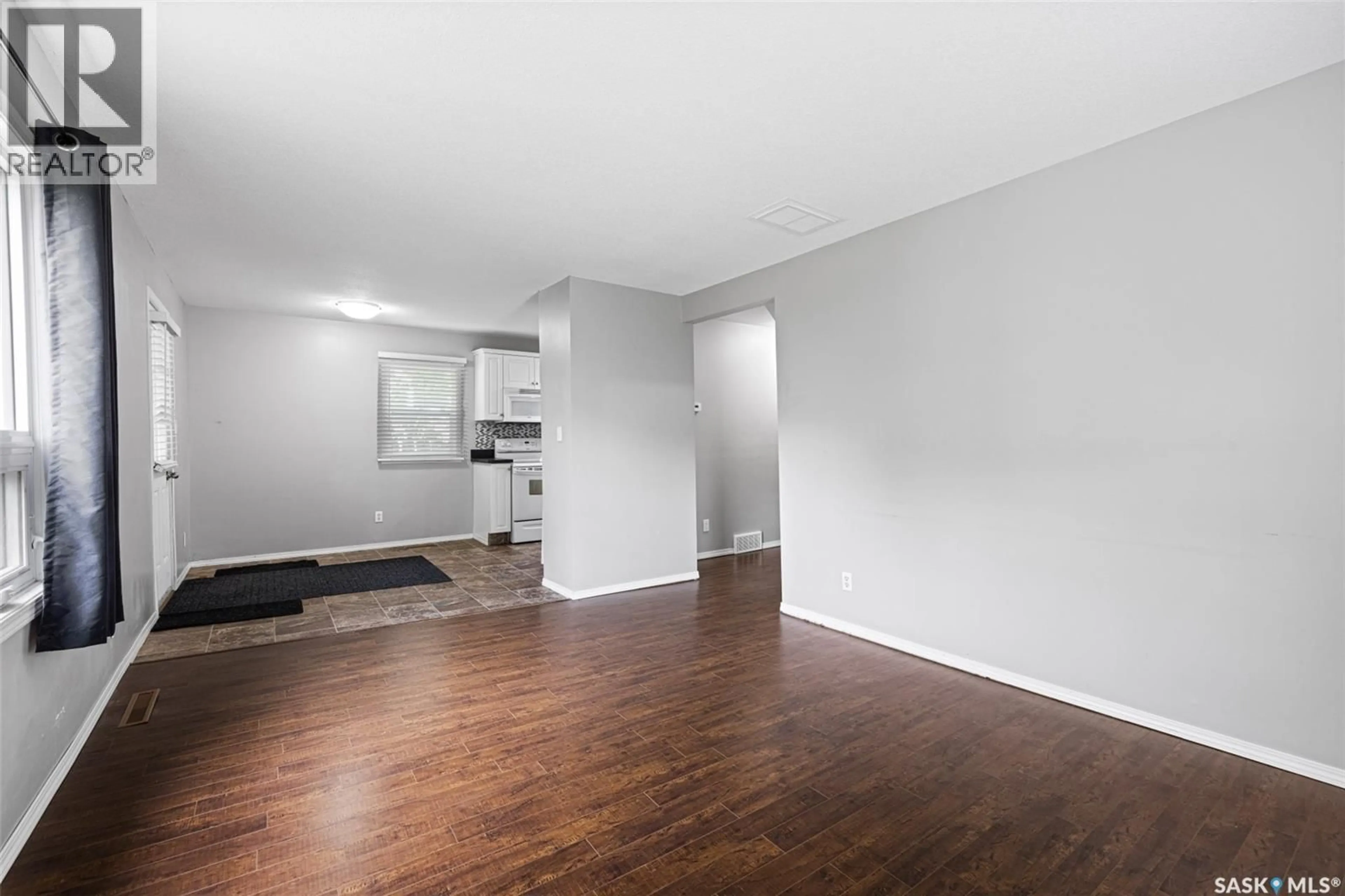 A pic of a room for 33 MERRITT CRESCENT, Regina Saskatchewan S4T5Y1
