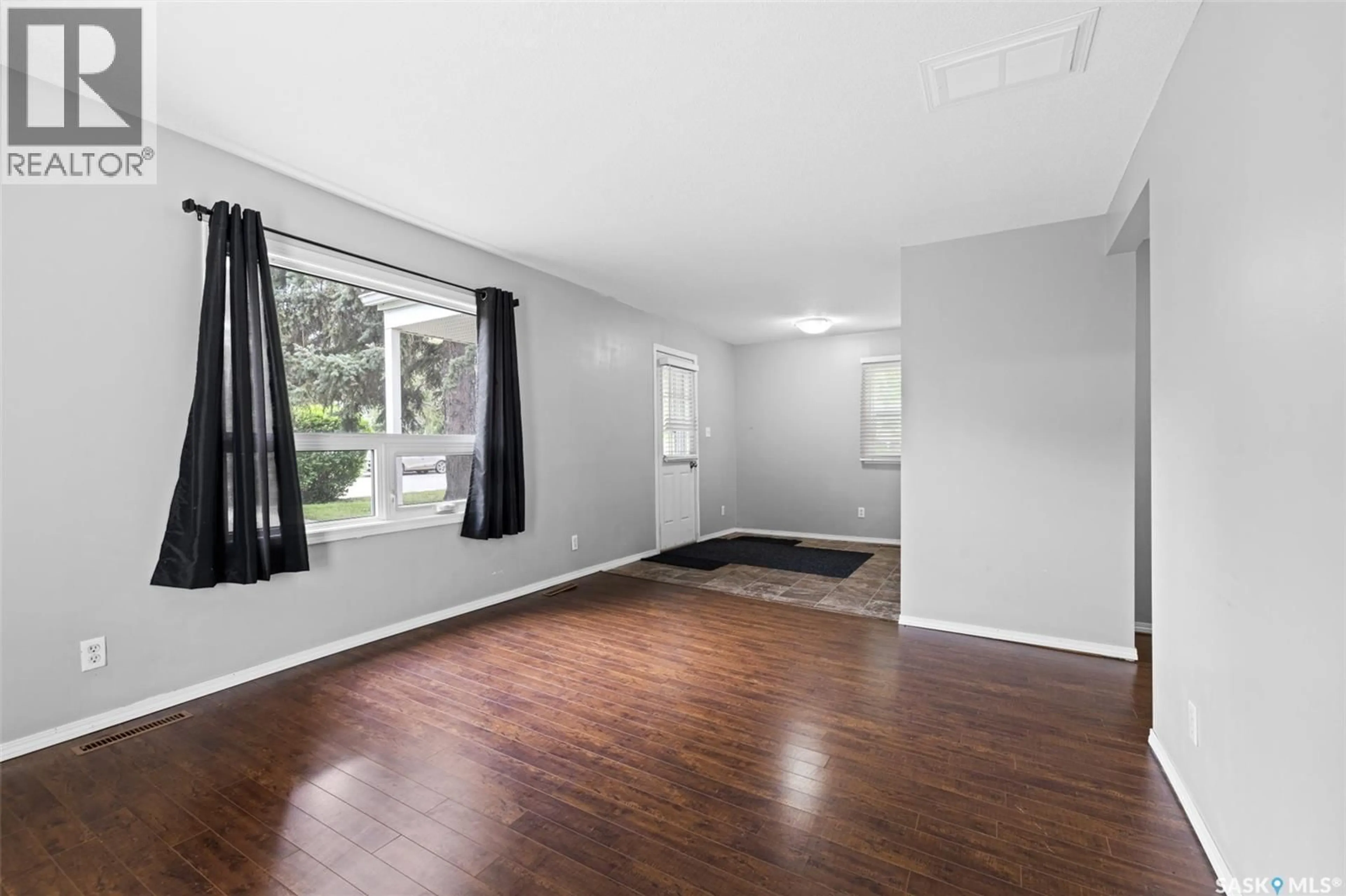 A pic of a room for 33 MERRITT CRESCENT, Regina Saskatchewan S4T5Y1