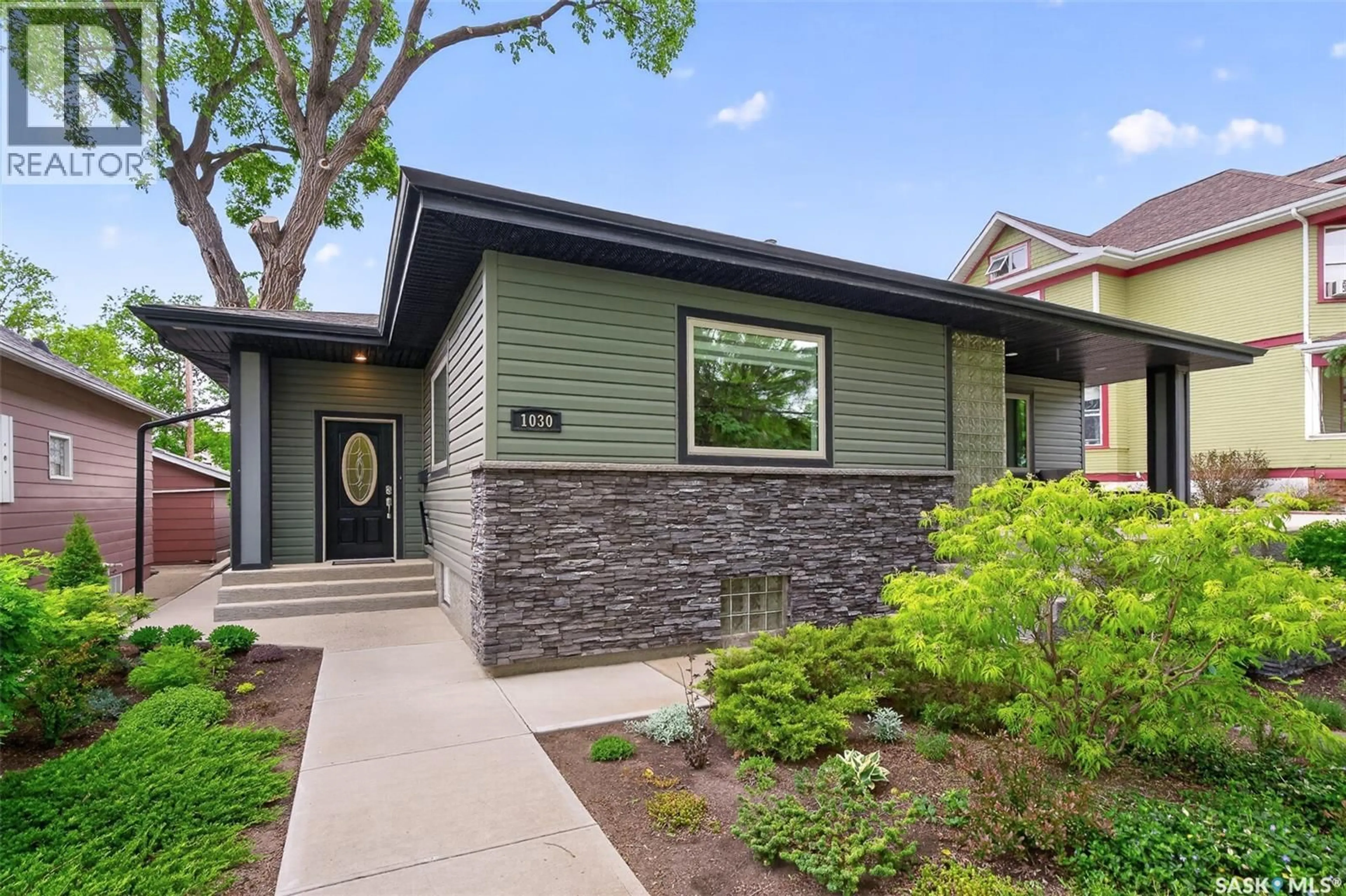 Home with brick exterior material, street for 1030 1ST AVE, Moose Jaw Saskatchewan S6H3N2