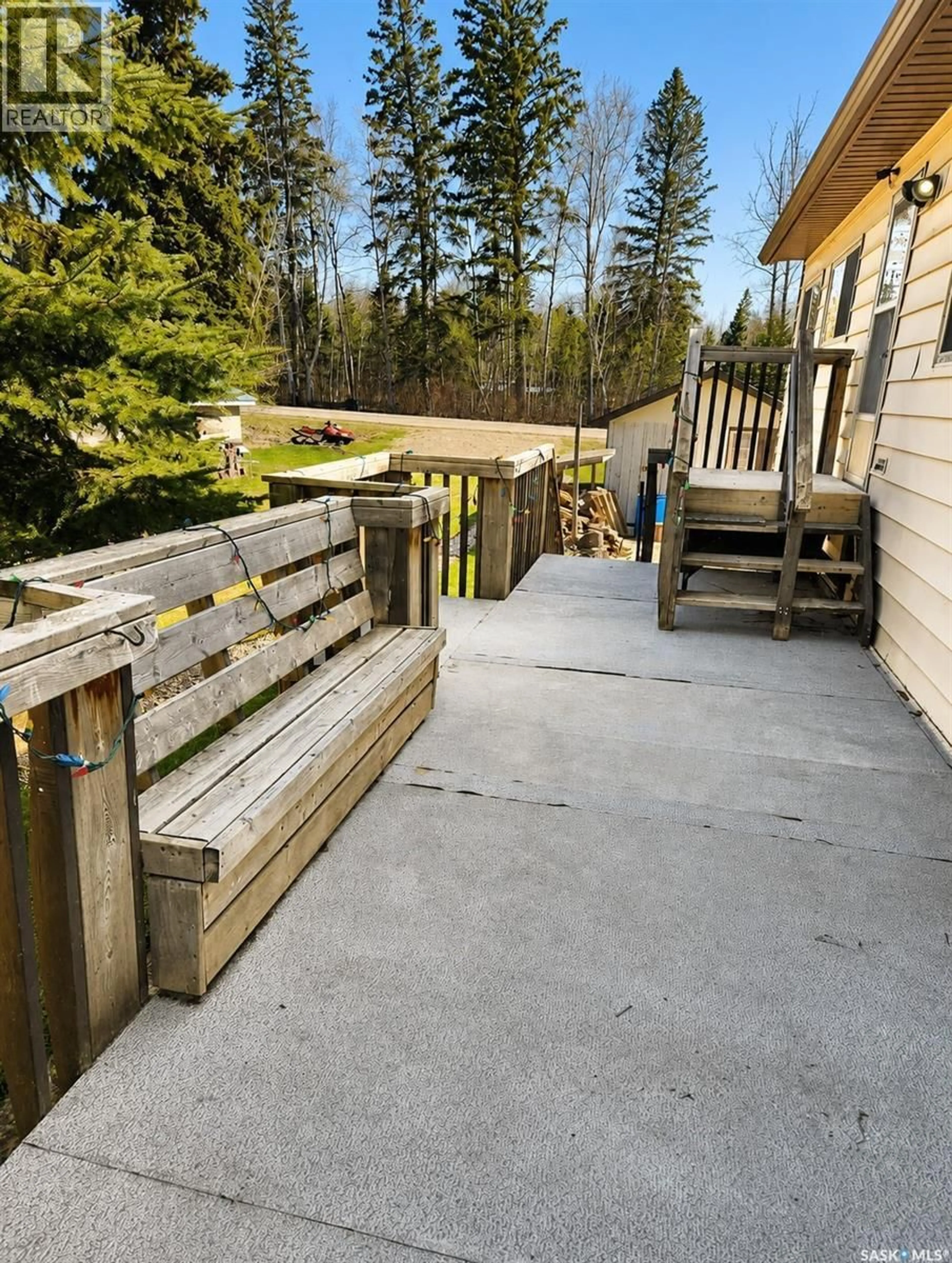 Patio, street for 267 LAKESHORE DRIVE, Lakeland Rm No. 521 Saskatchewan S0J0N0