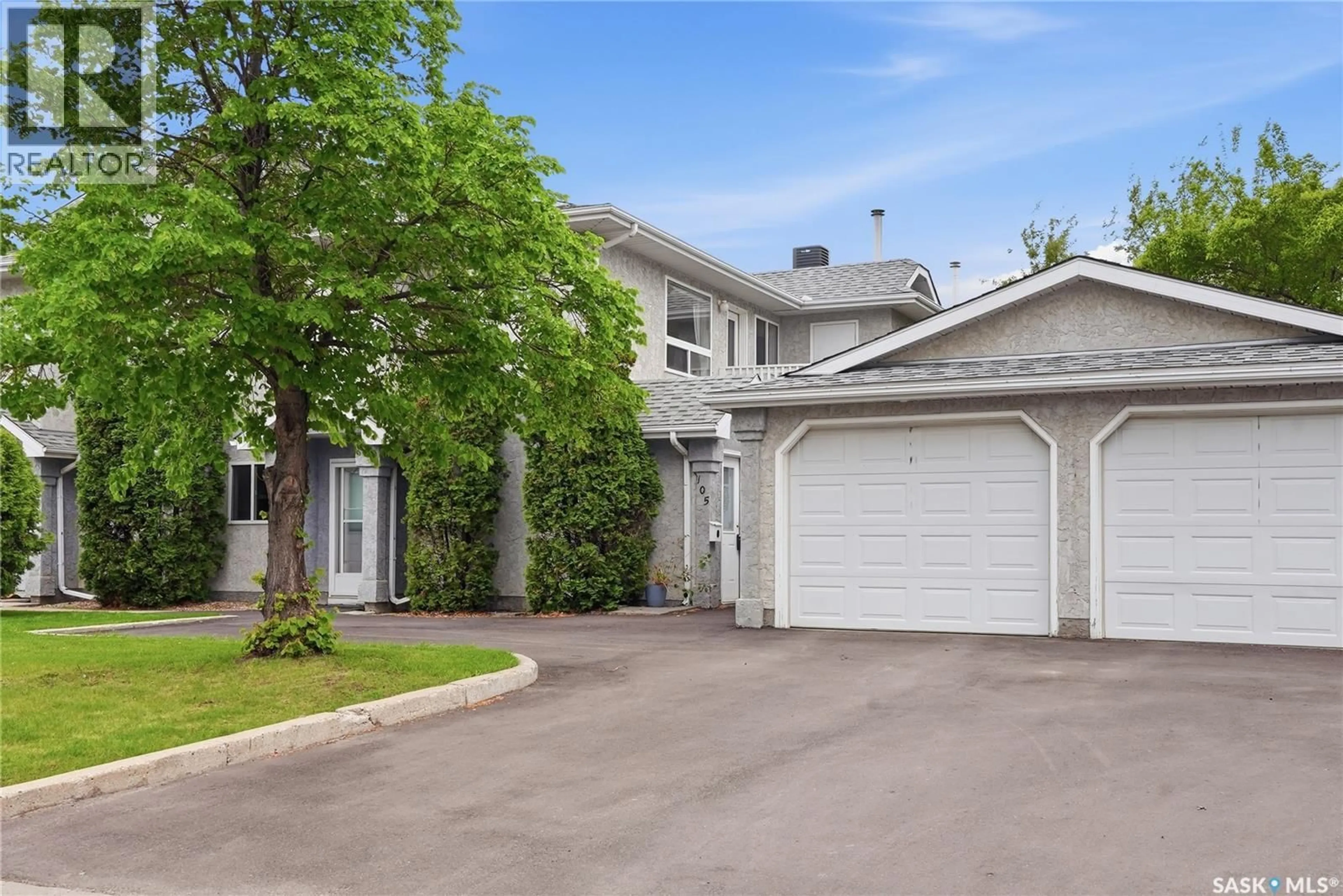Home with vinyl exterior material, street for 615 - 105 PEREHUDOFF CRESCENT, Saskatoon Saskatchewan S7N4K6