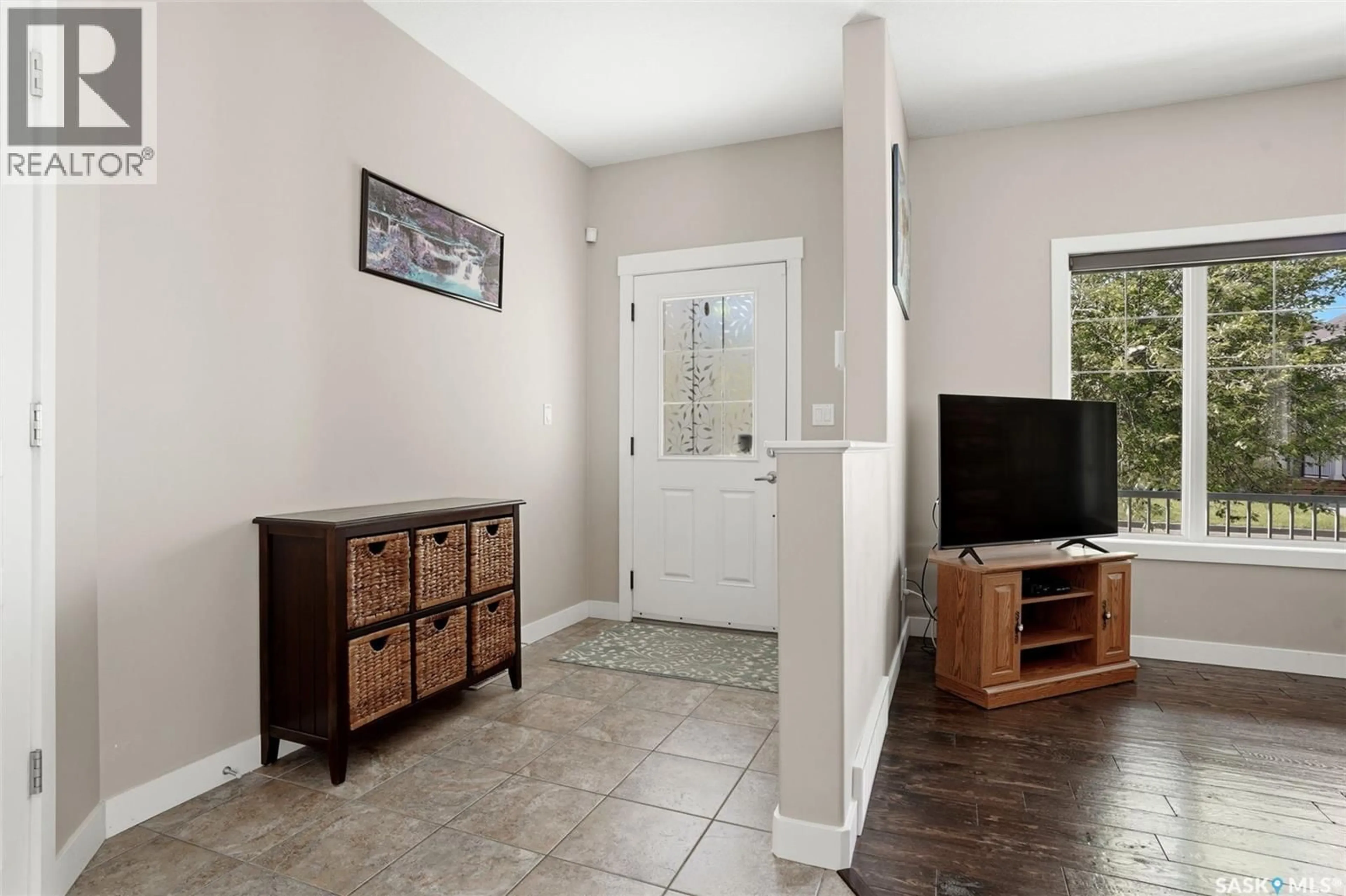 Unknown for 7516 OXBOW WAY, Regina Saskatchewan S4Y0B5