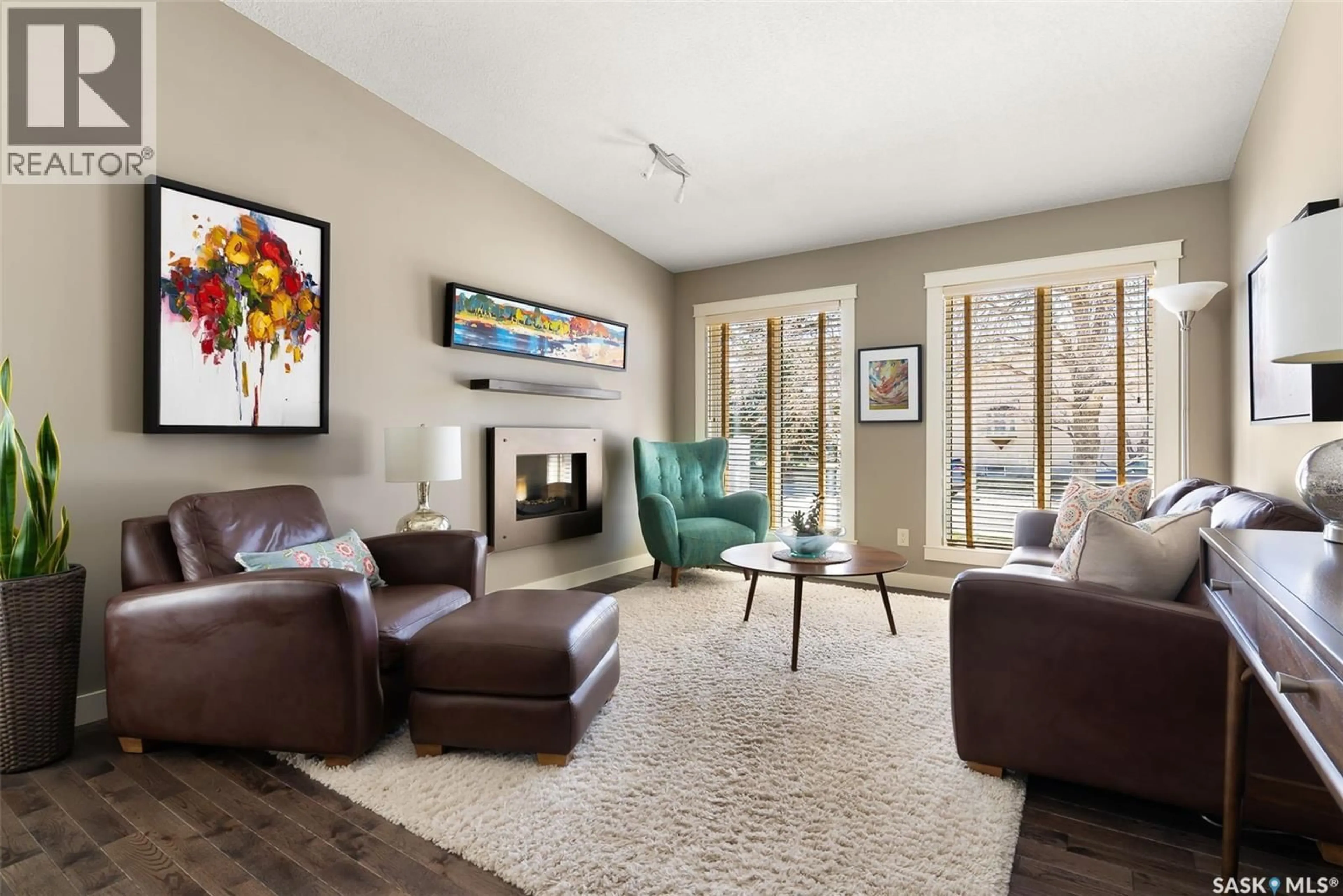 Living room with furniture, unknown for 3246 MARGARET ROAD, Regina Saskatchewan S4V1G6