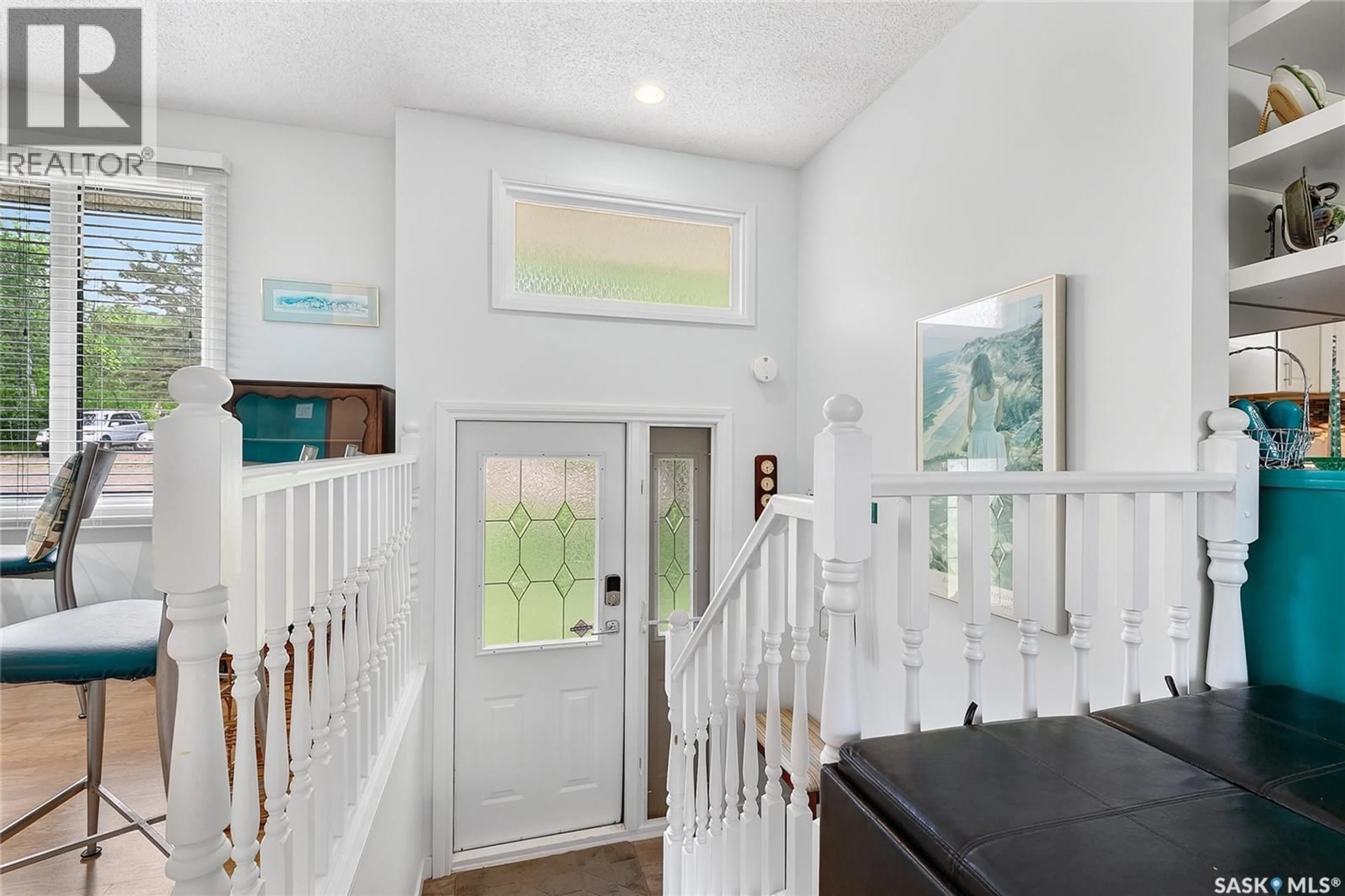 Indoor entryway for 1402 6TH AVENUE, Regina Beach Saskatchewan S0G4C0