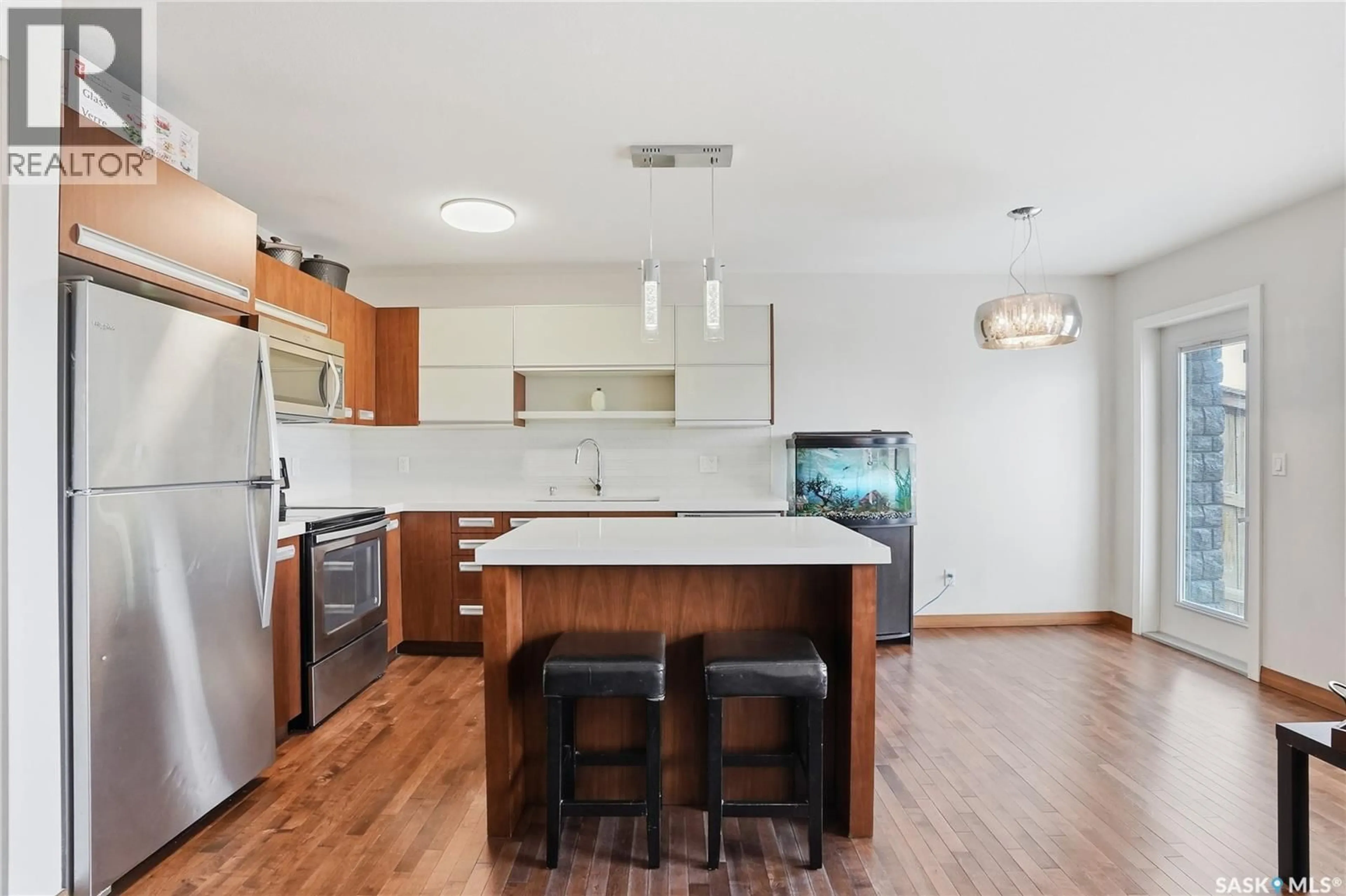 Open concept kitchen, unknown for 2012 - 514 POHORECKY CRESCENT, Saskatoon Saskatchewan S7W0V4