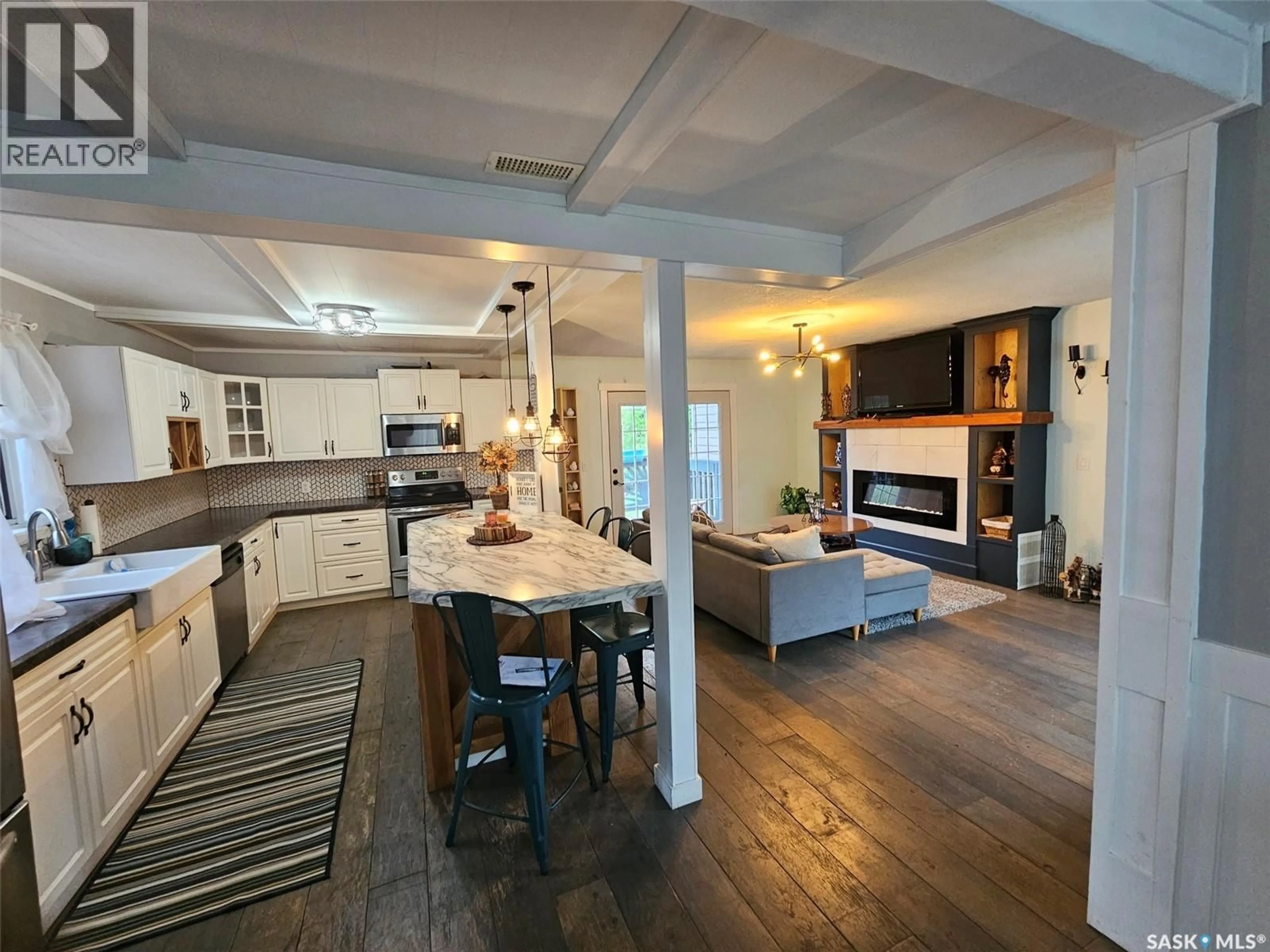 Open concept kitchen, unknown for 306 WEST 1ST STREET, Alida Saskatchewan S0C0B0