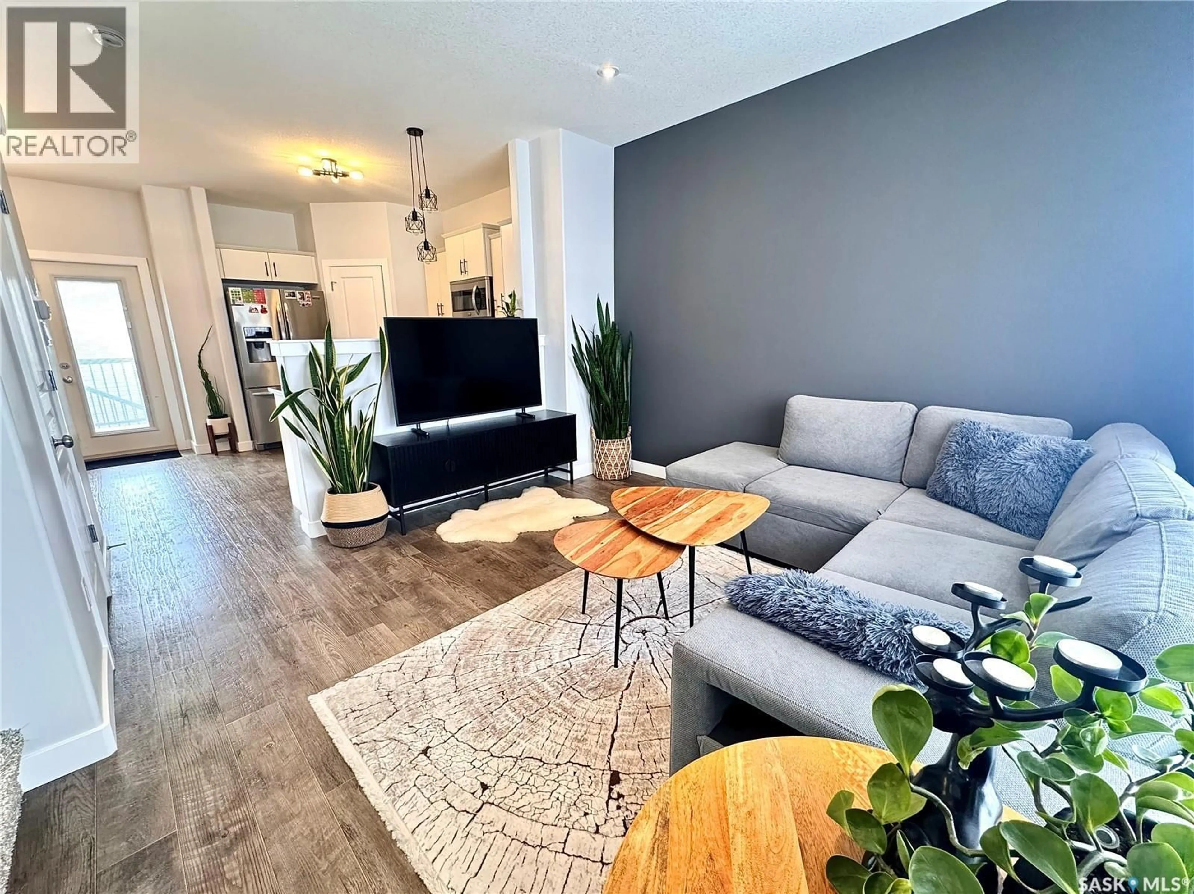 Living room with furniture, unknown for 7937 FLAX AVENUE, Regina Saskatchewan S4Y0E6