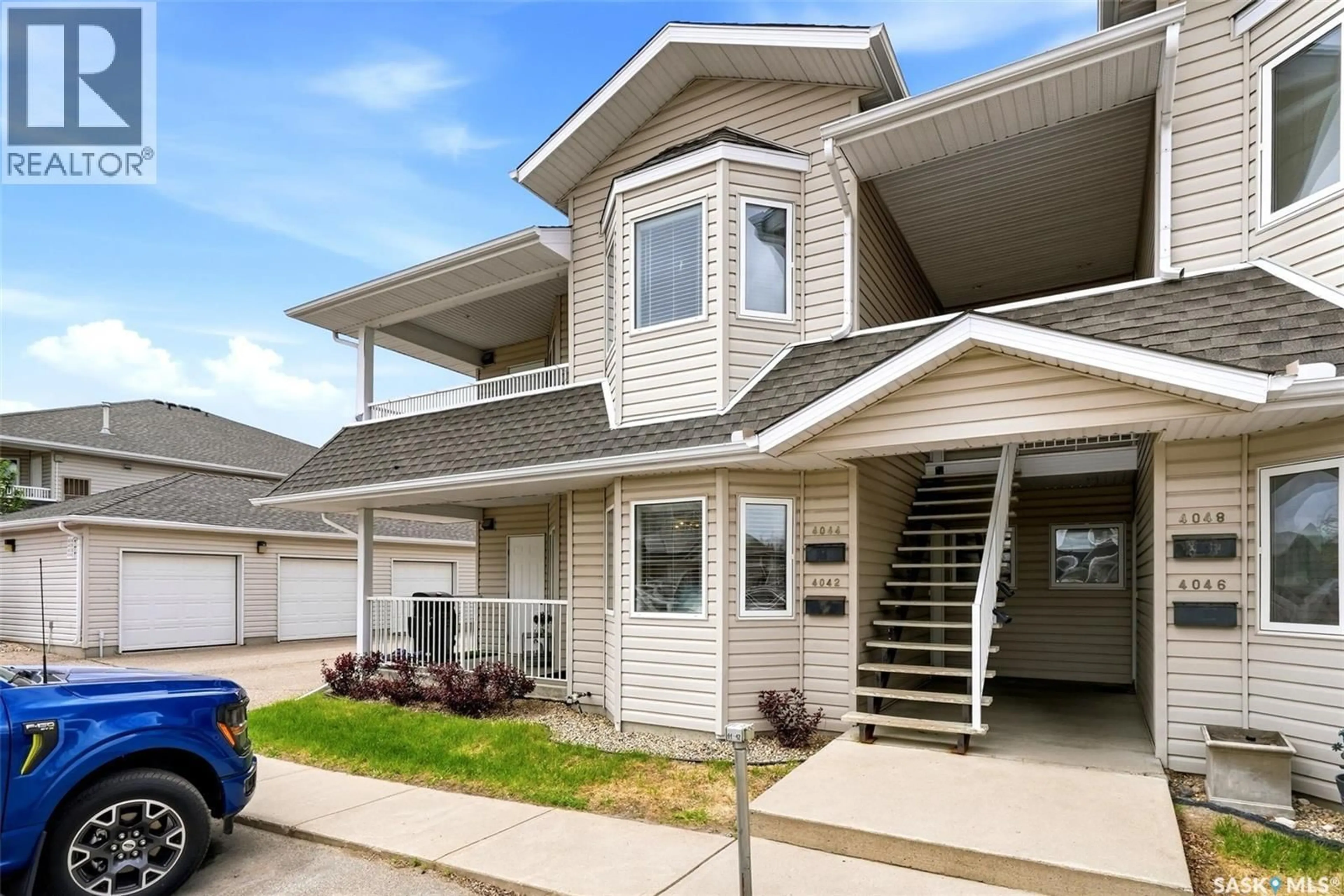 Home with vinyl exterior material, street for 4042 BUCKINGHAM DRIVE, Regina Saskatchewan S4V3A9