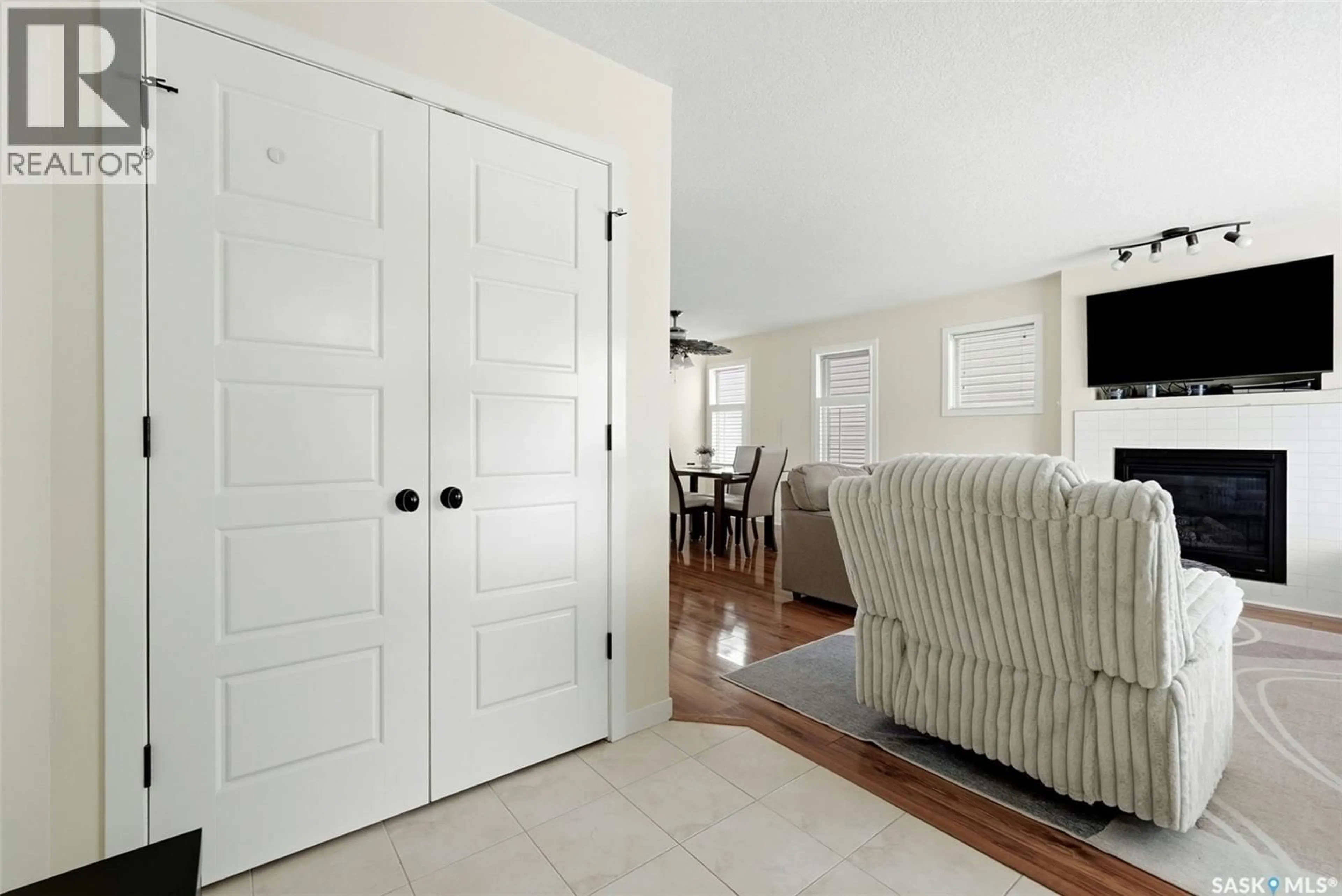 Unknown for 5410 GORDON ROAD, Regina Saskatchewan S4W0K3