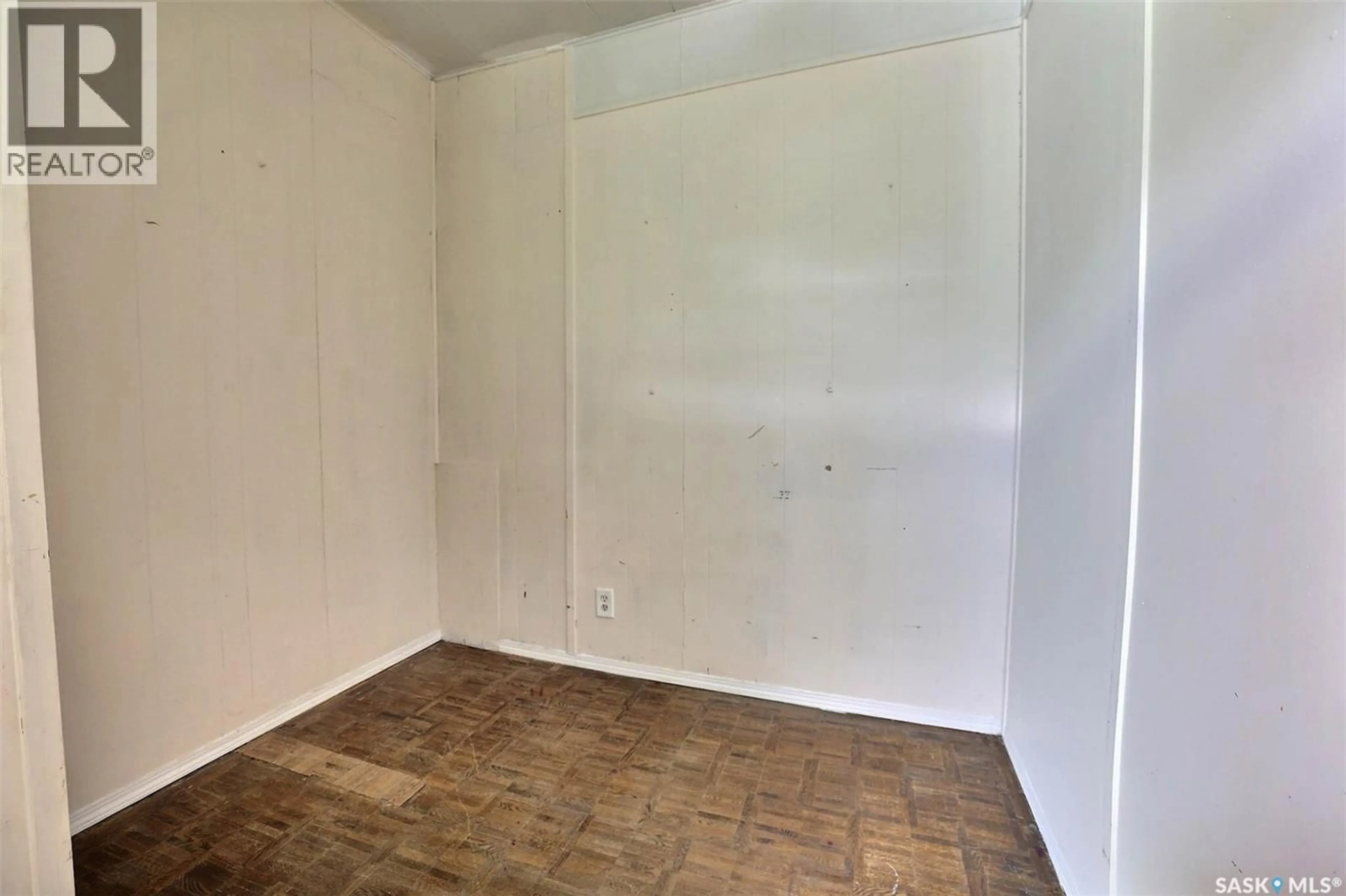 A pic of a room for 2030 QUEEN STREET, Regina Saskatchewan S4T4C1