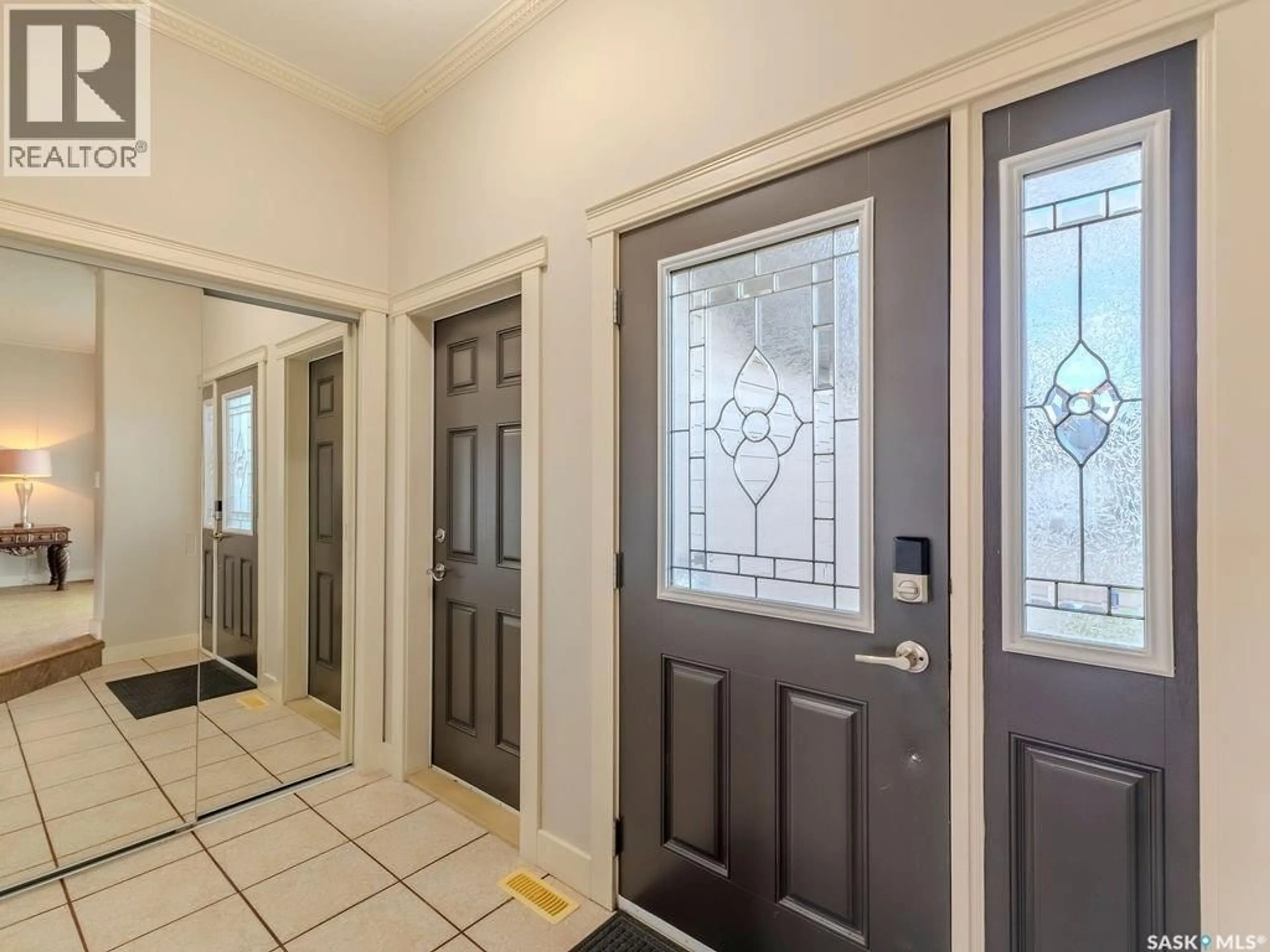 Indoor entryway for 625 REIMER ROAD, Martensville Saskatchewan S0K0A2