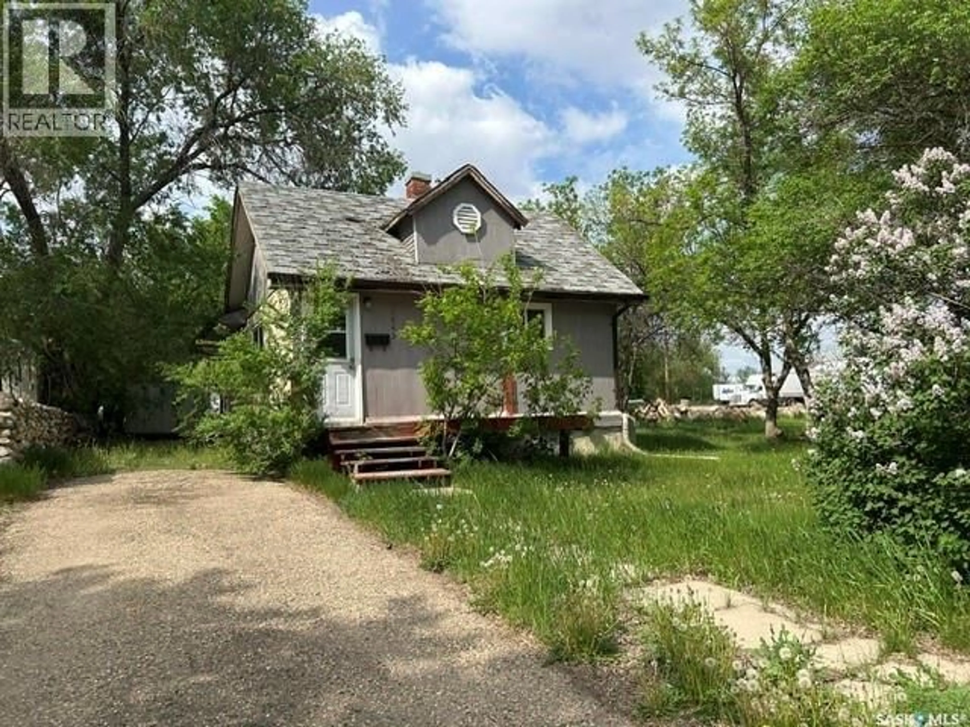 Unknown for 1042 FAIRFORD STREET, Moose Jaw Saskatchewan S6H0G6