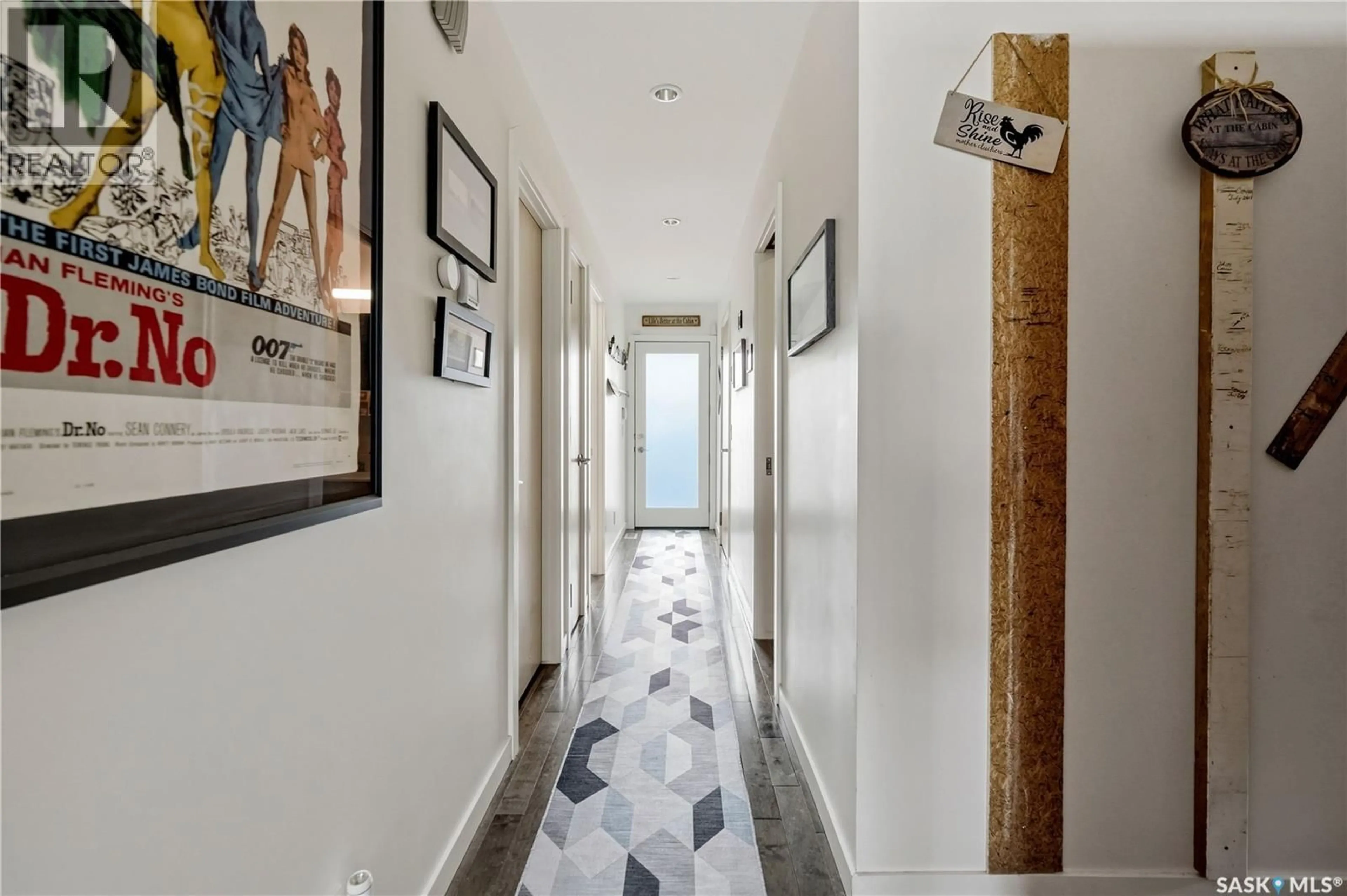 Indoor foyer for 63 MARGARET STREET, Katepwa Beach Saskatchewan S0G2K0