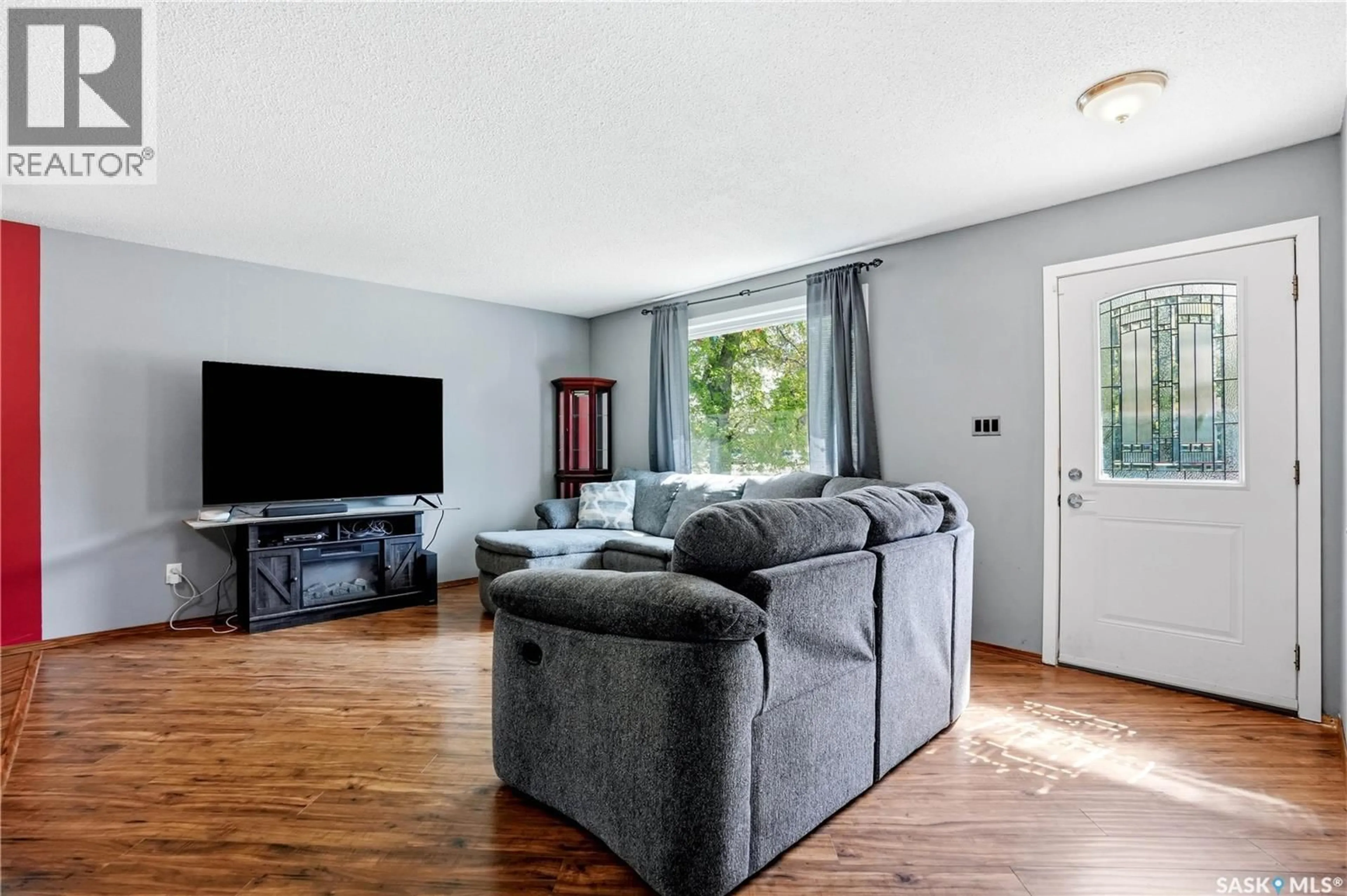 Living room with furniture, unknown for 66 NELLES STREET, Regina Saskatchewan S4X1M4