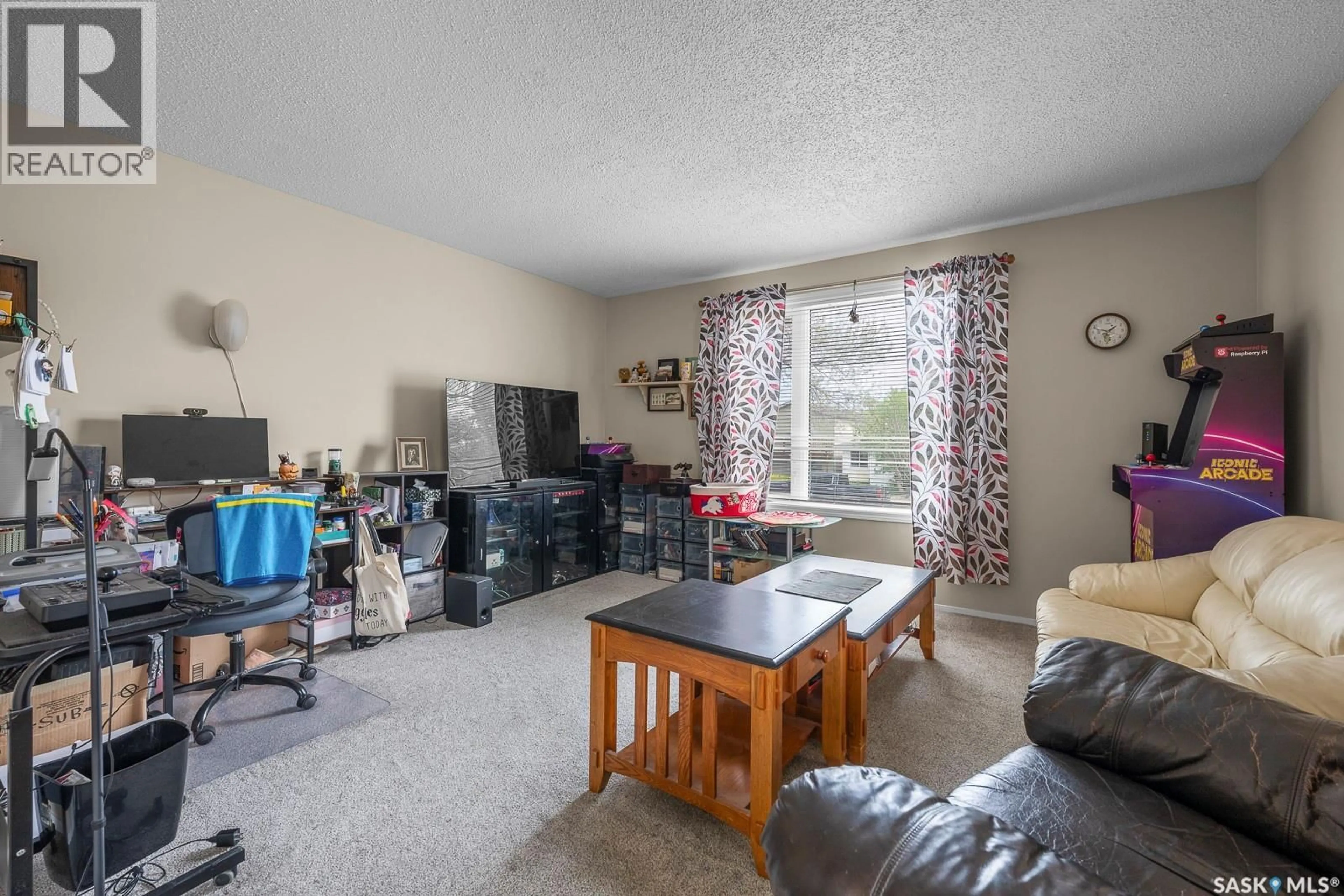 A pic of a room for 440 LORNE STREET, Regina Saskatchewan S4R2J4
