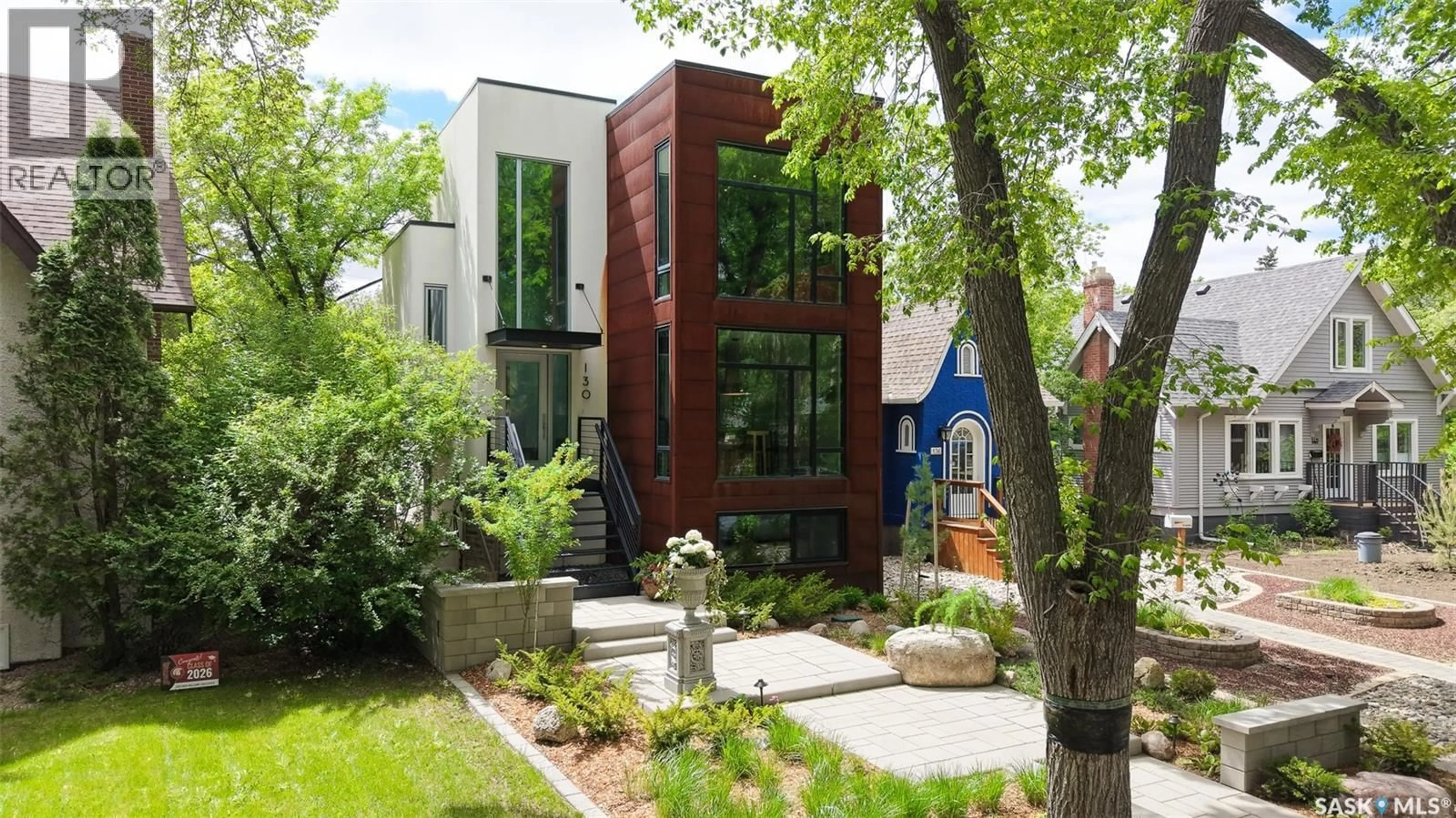 Home with brick exterior material, street for 130 CONNAUGHT CRESCENT, Regina Saskatchewan S4T6M9