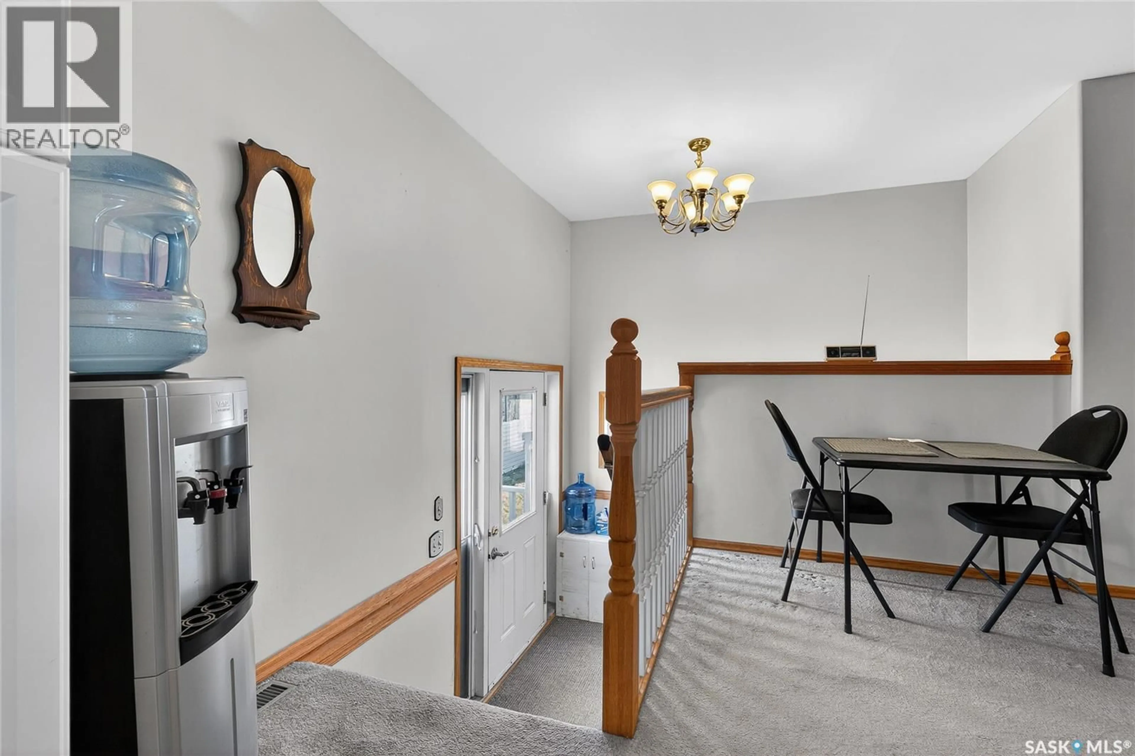 Indoor foyer for 9.9 KOCH ACREAGE ACRES, Dufferin Rm No. 190 Saskatchewan S0G0H0