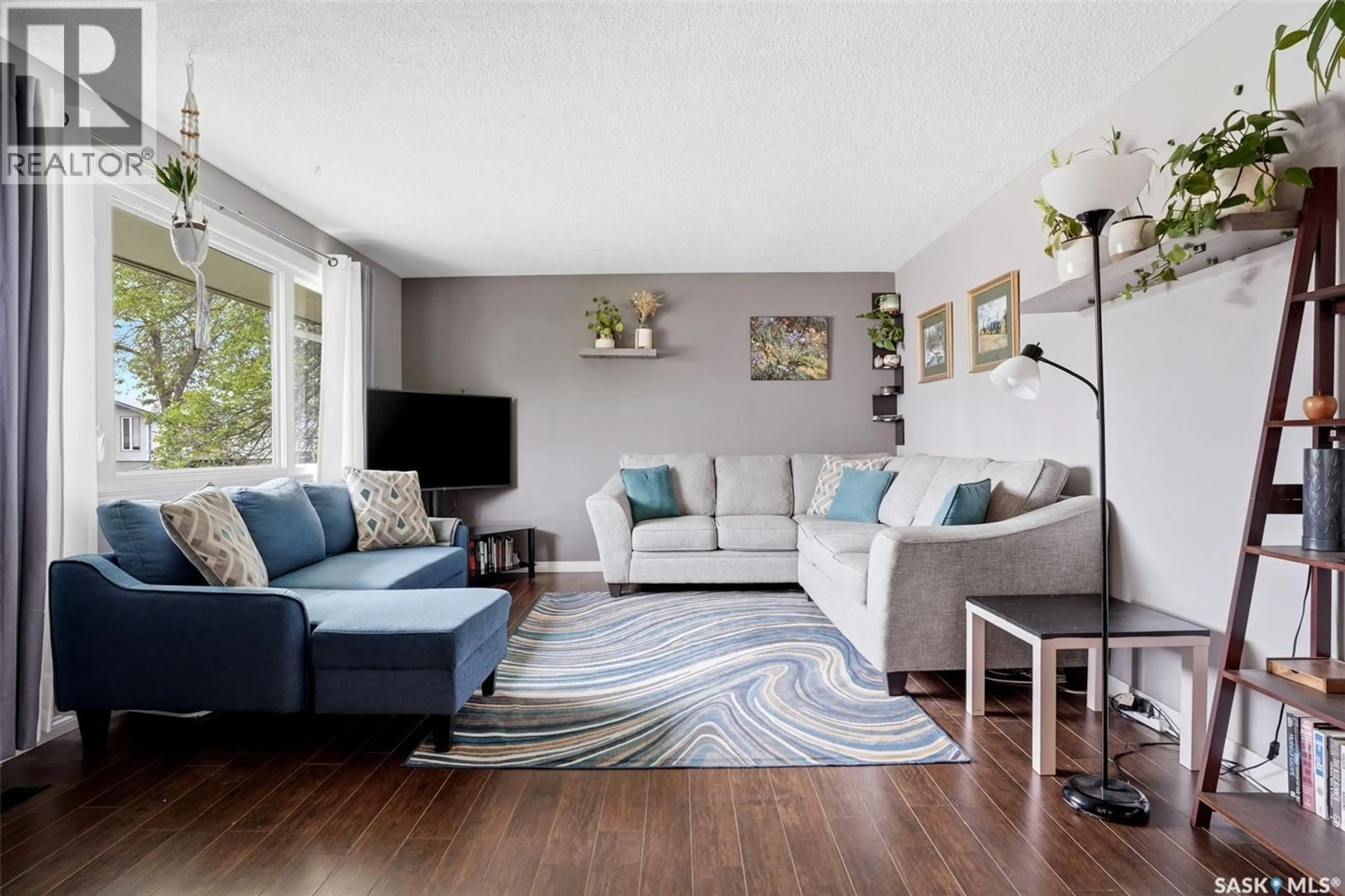 Living room with furniture, unknown for 7344 6TH AVENUE, Regina Saskatchewan S4T0P2