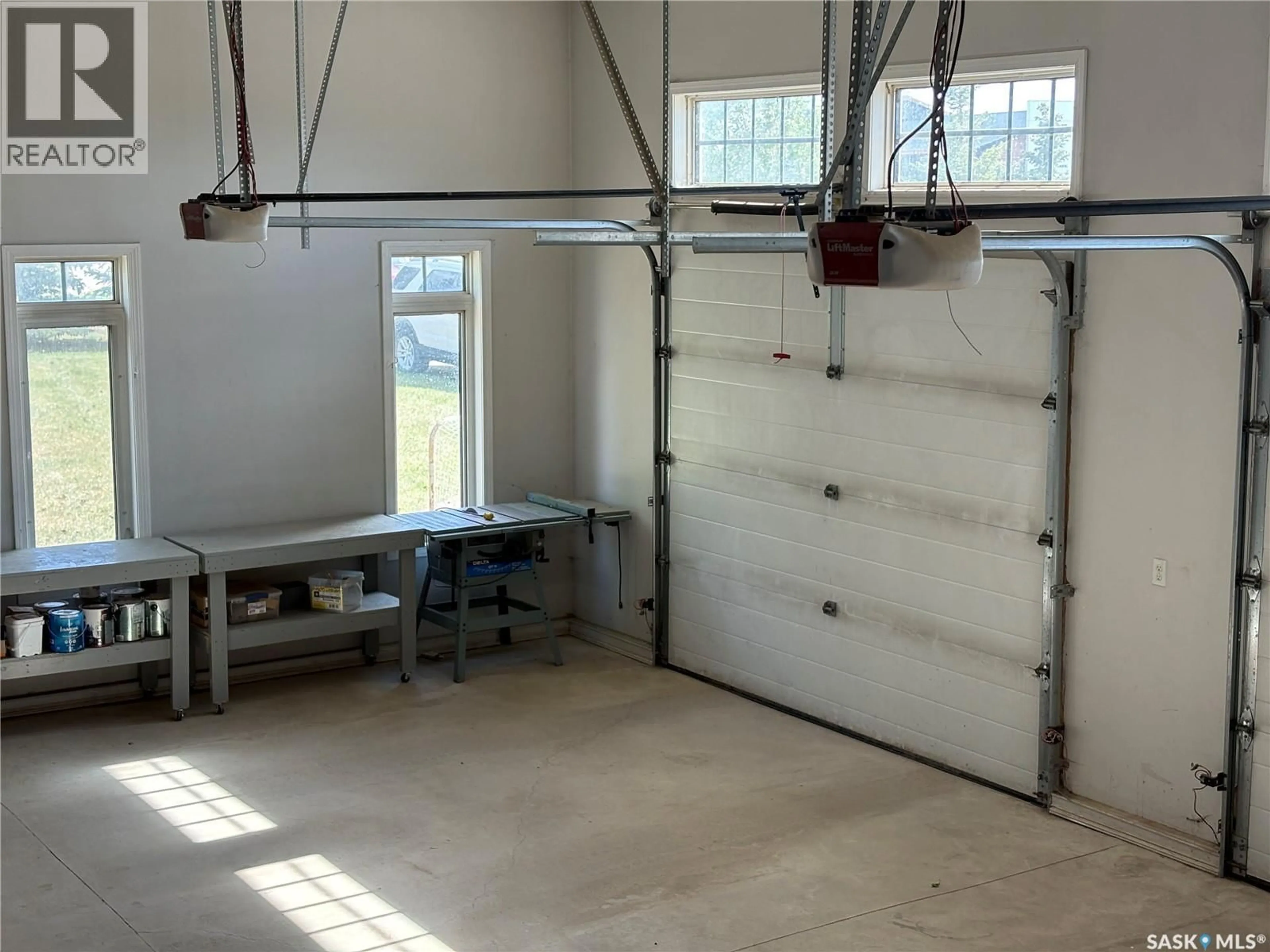 Indoor garage for 1451 1ST AVENUE, Weyburn Saskatchewan S4H3E3