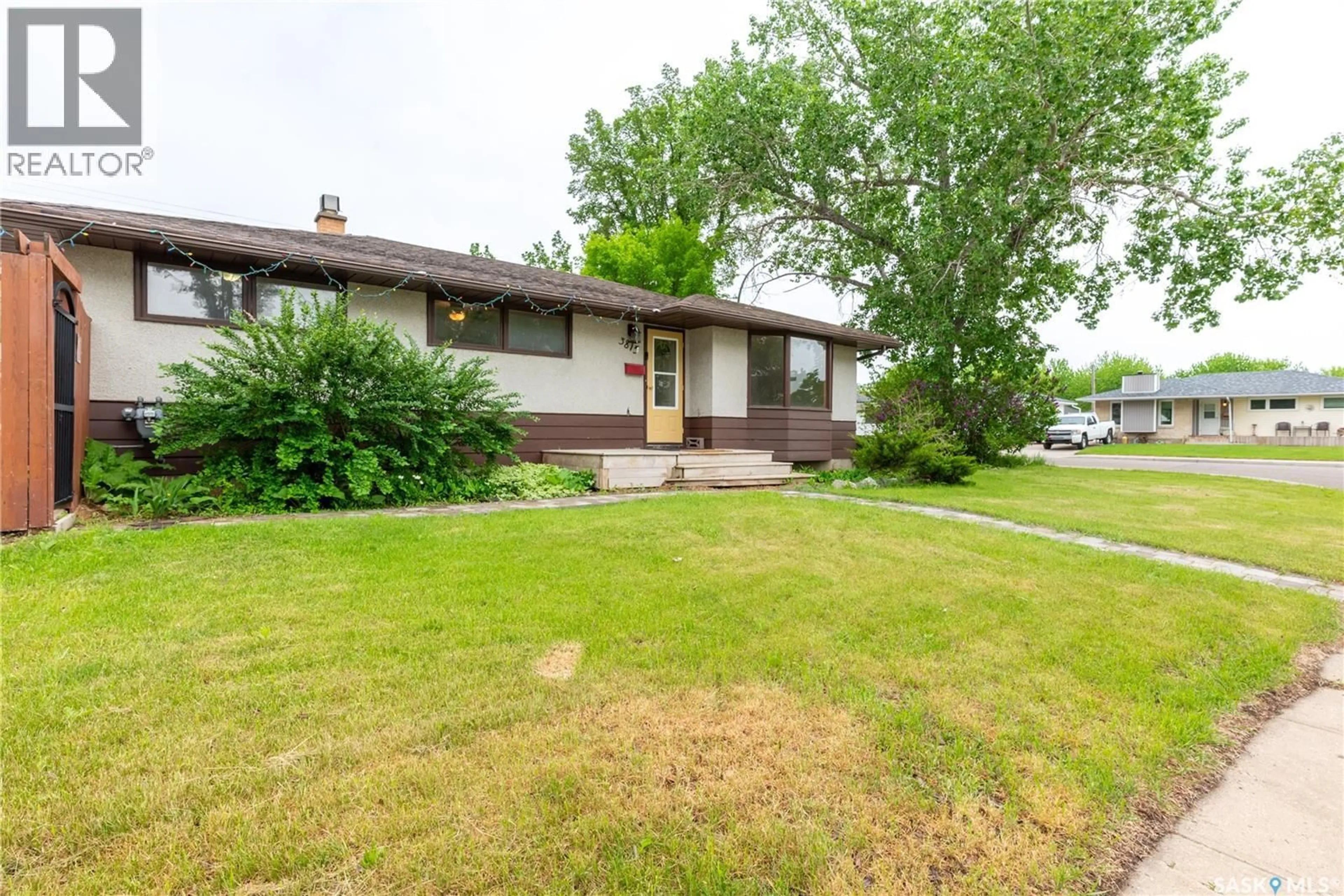 Unknown for 3815 VAN HORNE AVENUE, Regina Saskatchewan S4S1M5