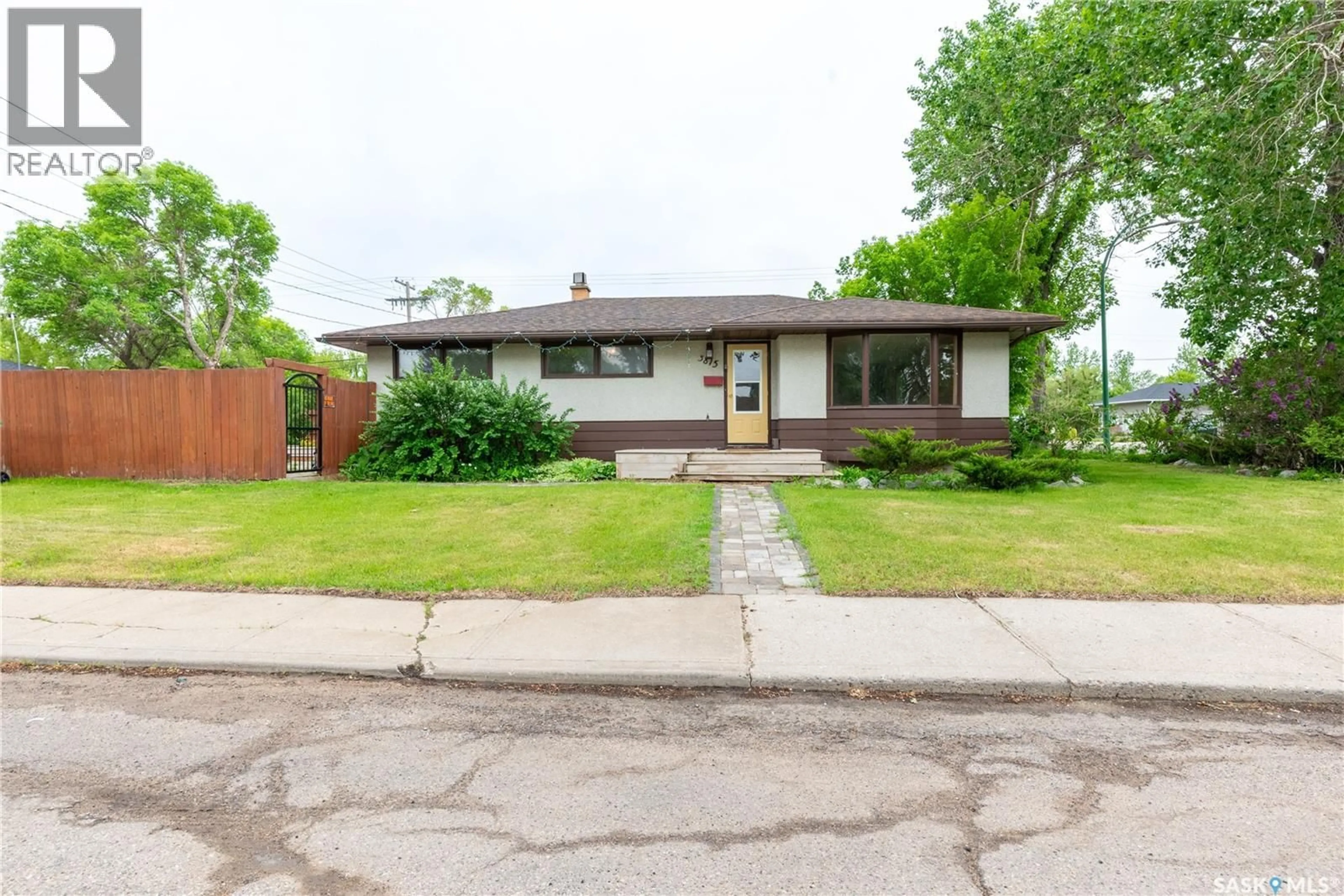 Unknown for 3815 VAN HORNE AVENUE, Regina Saskatchewan S4S1M5